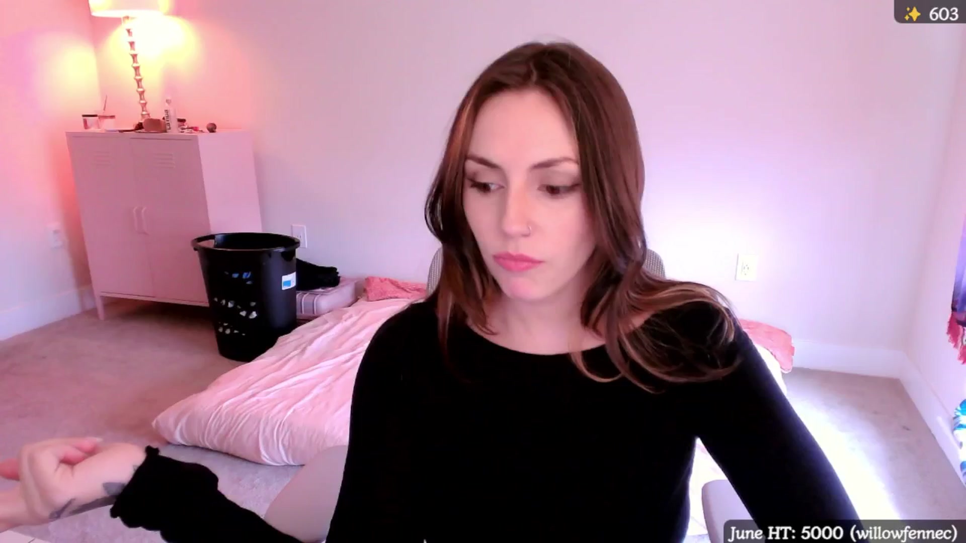 Gallery image thumbnail from MollyMaeve's myfreecams stream on, 06/20/2025, 19:53 image 14 of 20