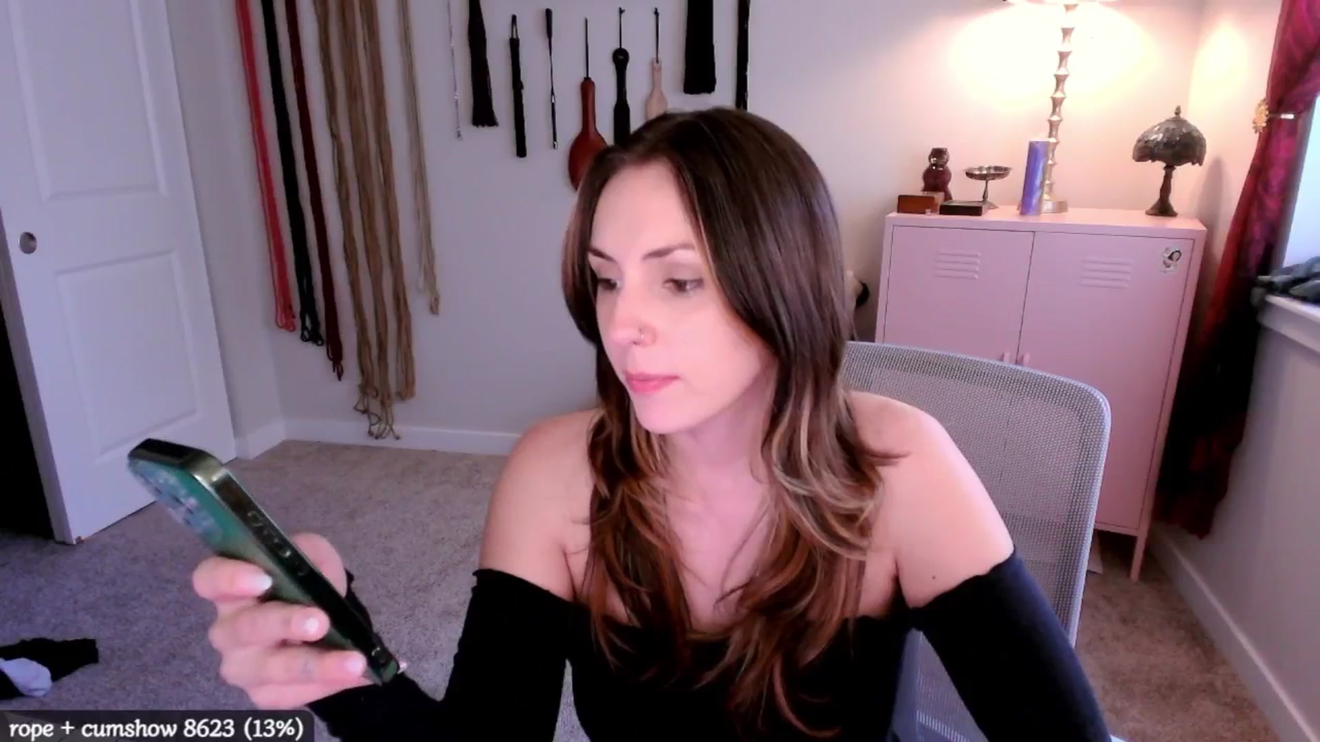 Gallery image thumbnail from MollyMaeve's myfreecams stream on, 07/17/2025, 24:04 image 18 of 20
