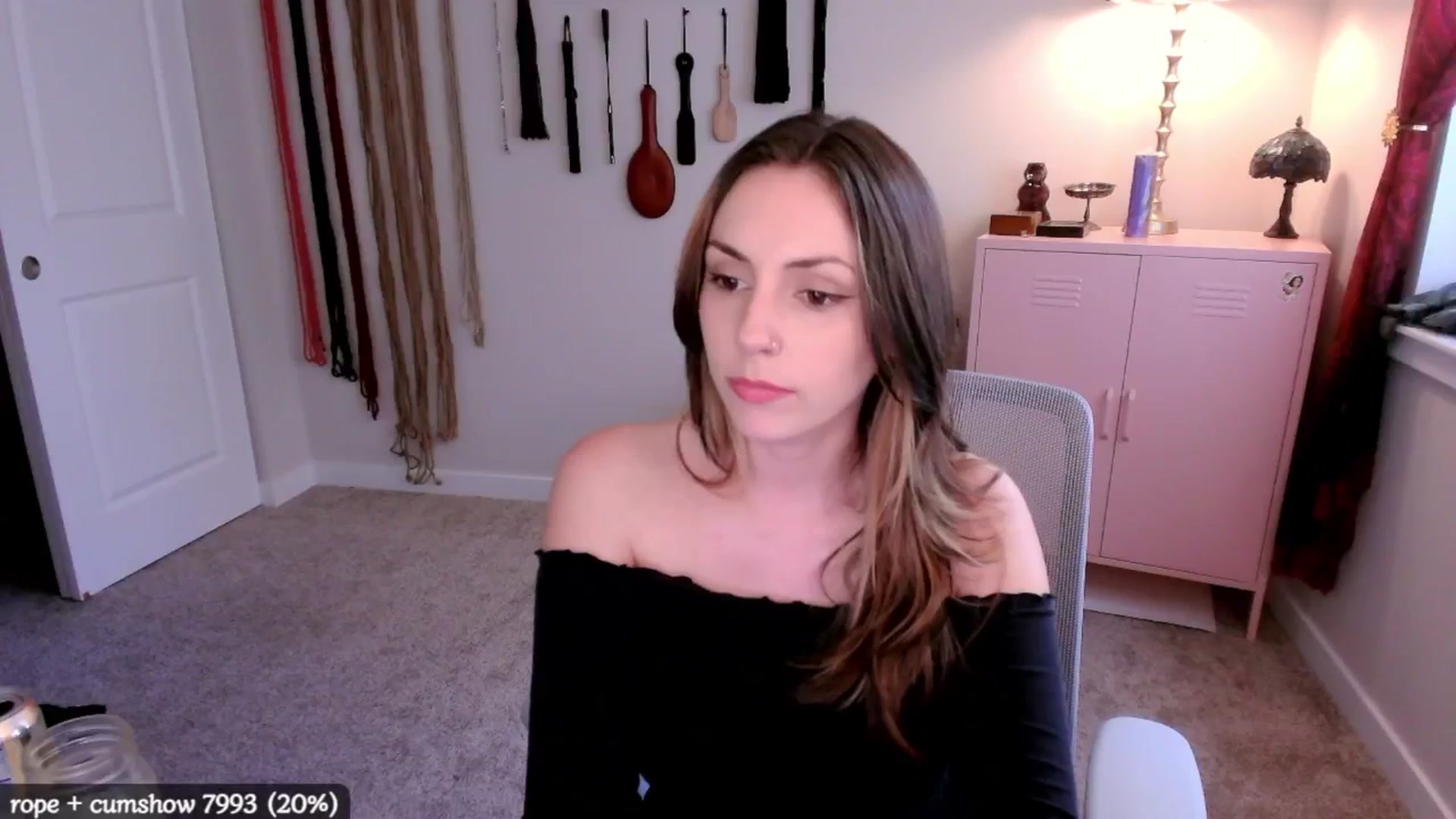 Gallery image thumbnail from MollyMaeve's myfreecams stream on, 07/17/2025, 01:02 image 7 of 20