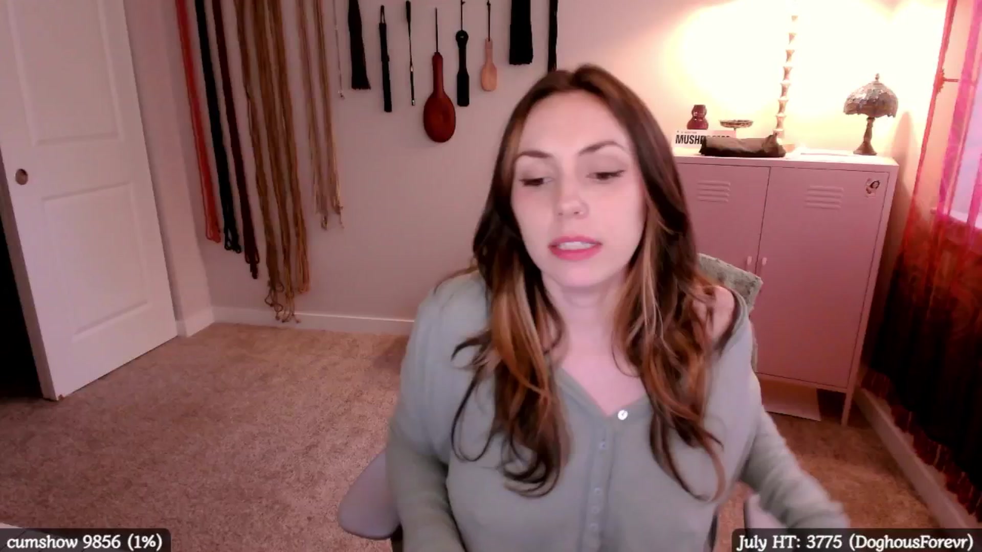 Gallery image thumbnail from MollyMaeve's myfreecams stream on, 07/18/2025, 22:25 image 7 of 20