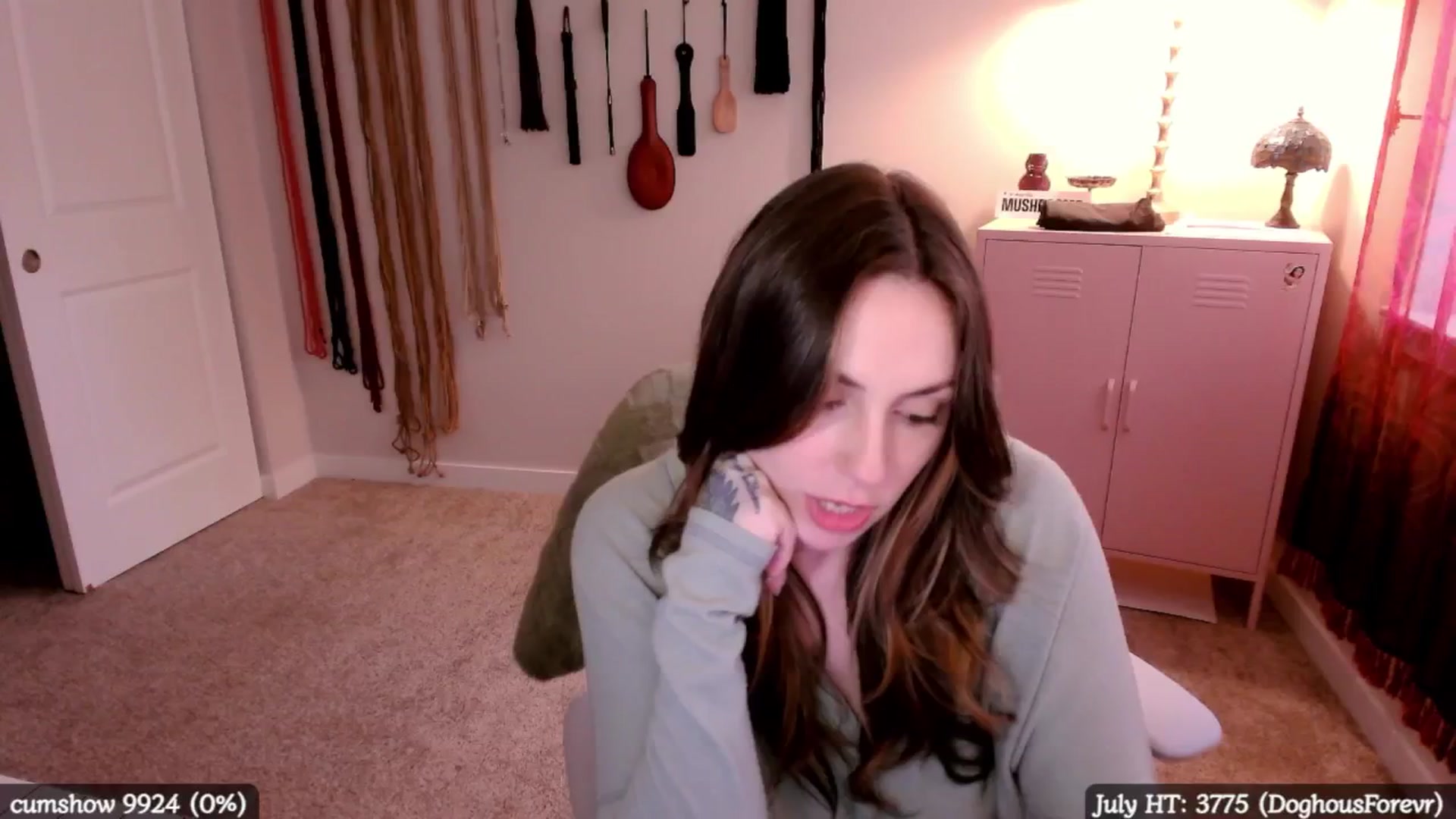 Gallery image thumbnail from MollyMaeve's myfreecams stream on, 07/18/2025, 22:25 image 3 of 20