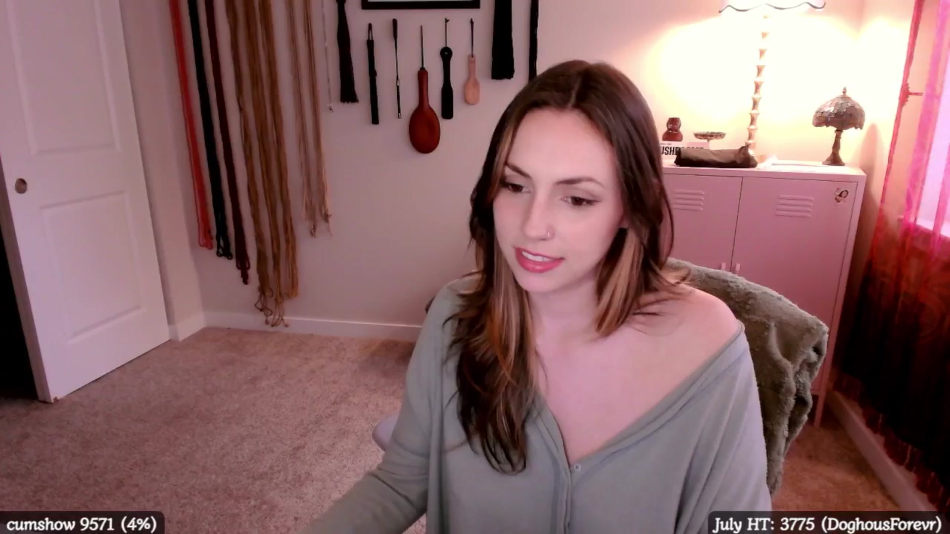 Gallery image thumbnail from MollyMaeve's myfreecams stream on, 07/18/2025, 22:25 image 15 of 20