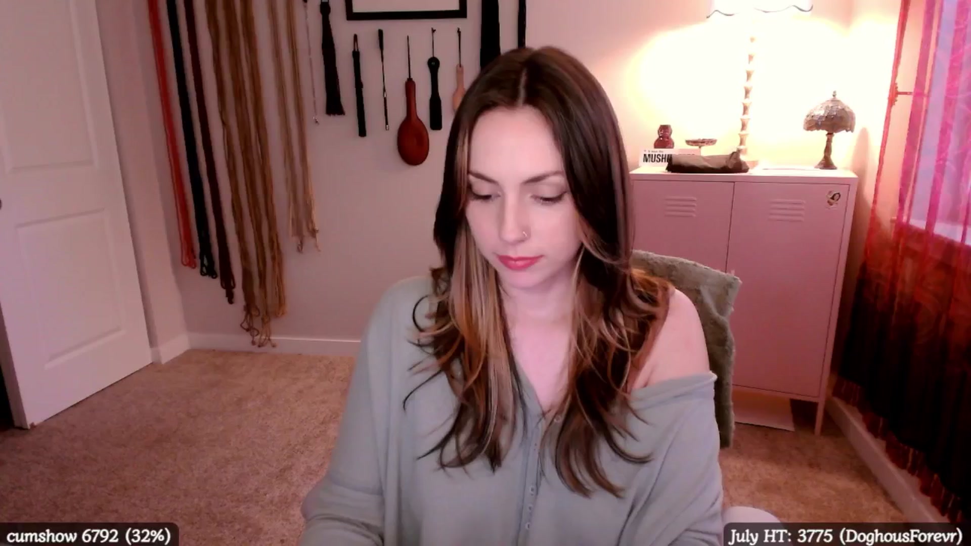 Gallery image thumbnail from MollyMaeve's myfreecams stream on, 07/19/2025, 24:02 image 14 of 20