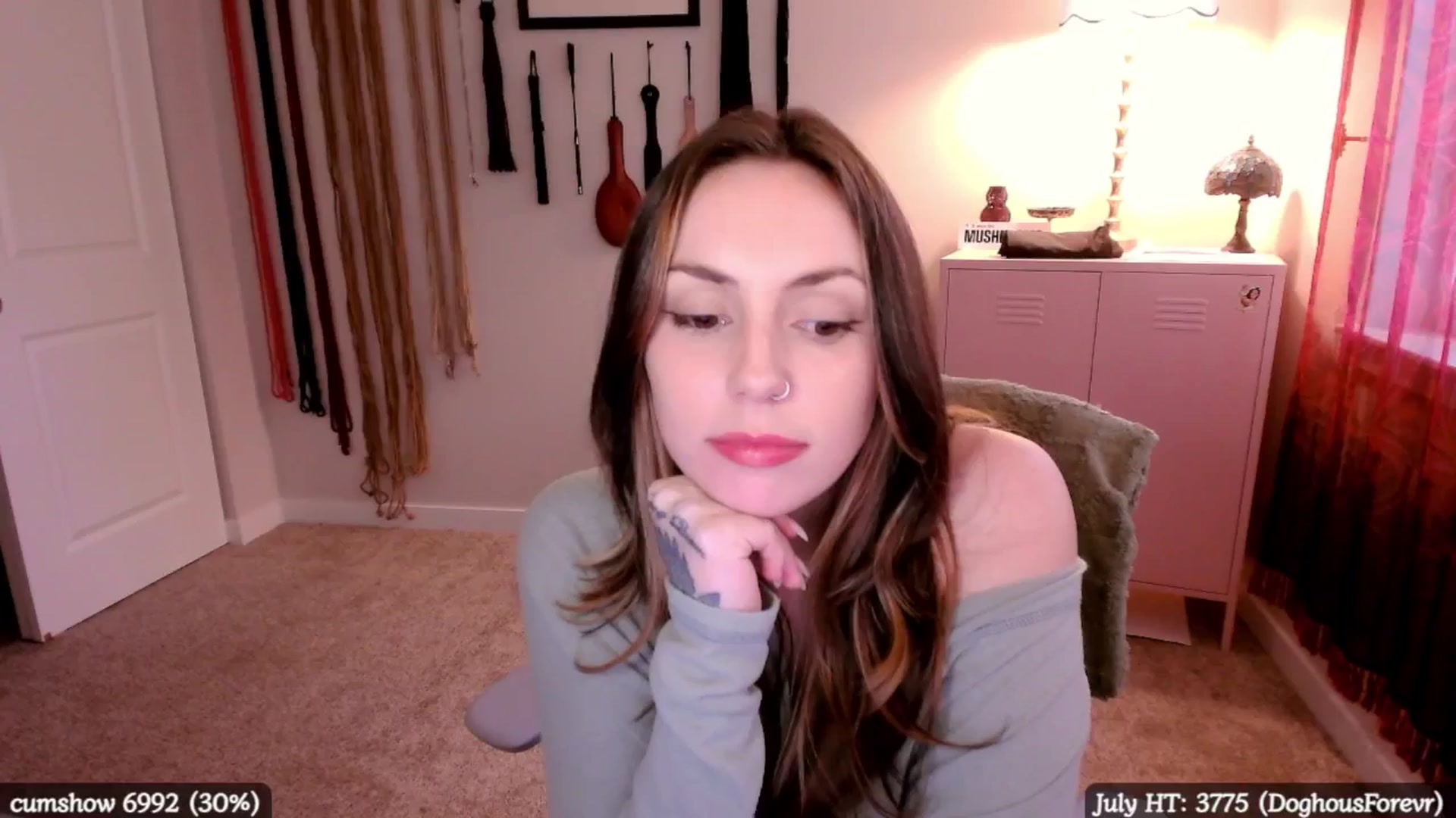 Gallery image thumbnail from MollyMaeve's myfreecams stream on, 07/19/2025, 24:02 image 13 of 20