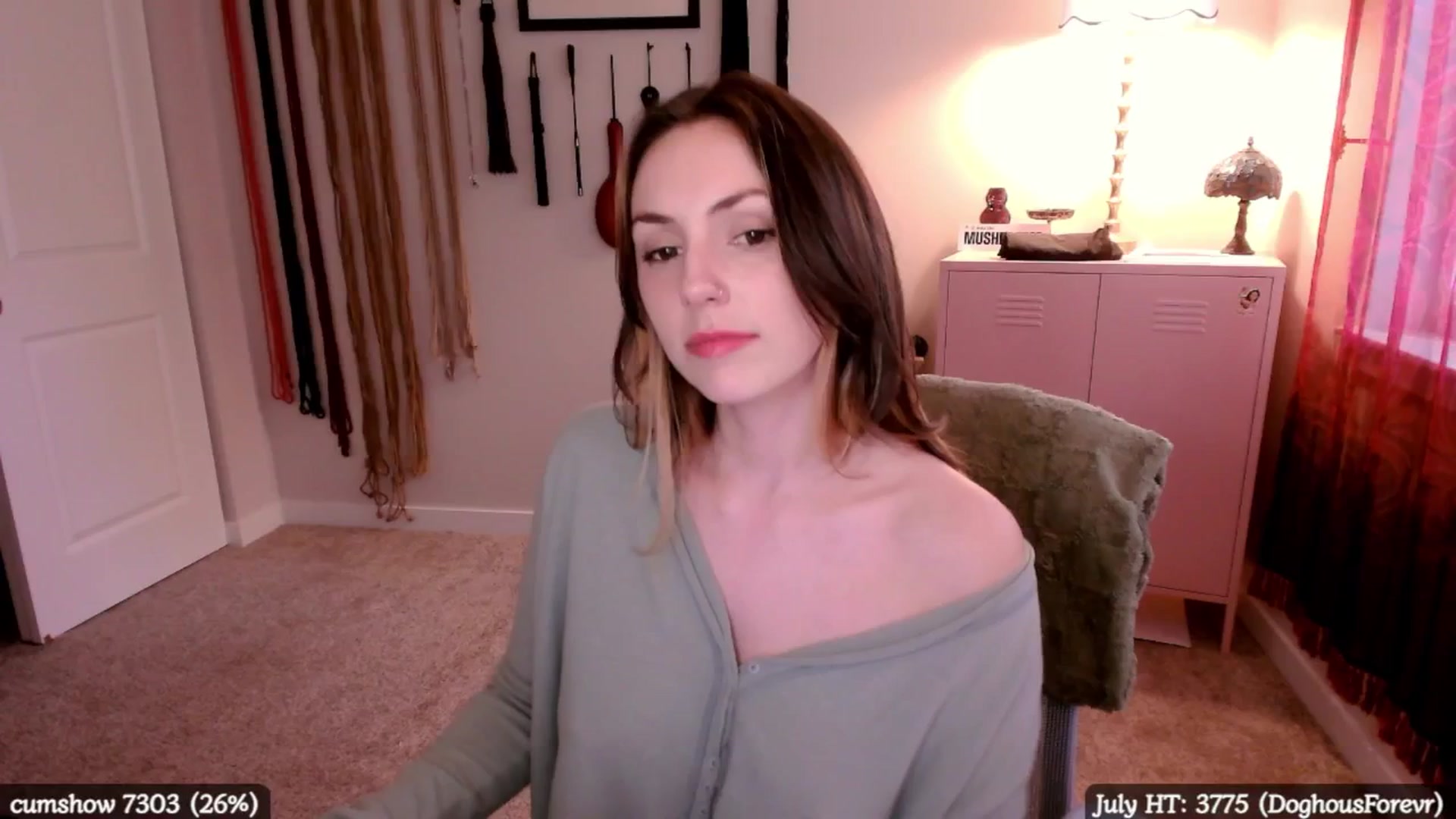 Gallery image thumbnail from MollyMaeve's myfreecams stream on, 07/19/2025, 24:02 image 7 of 20