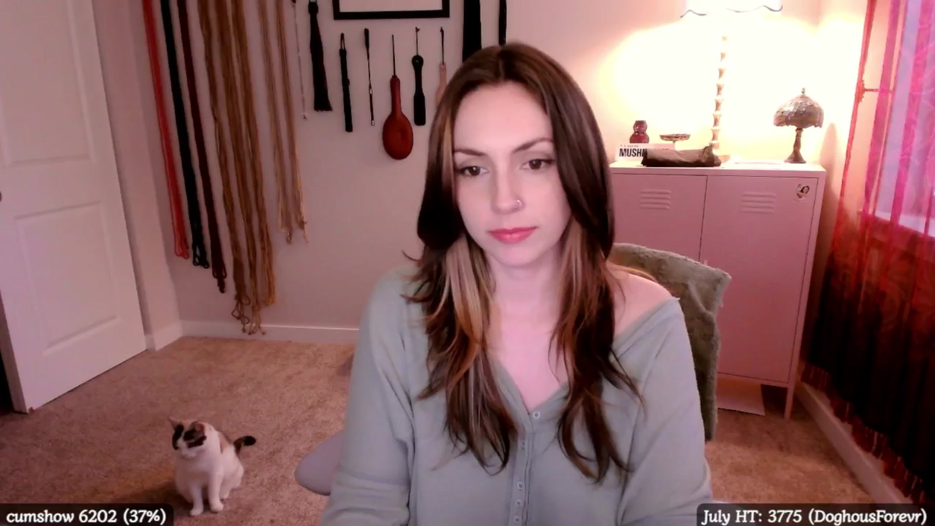 Gallery image thumbnail from MollyMaeve's myfreecams stream on, 07/19/2025, 24:02 image 18 of 20