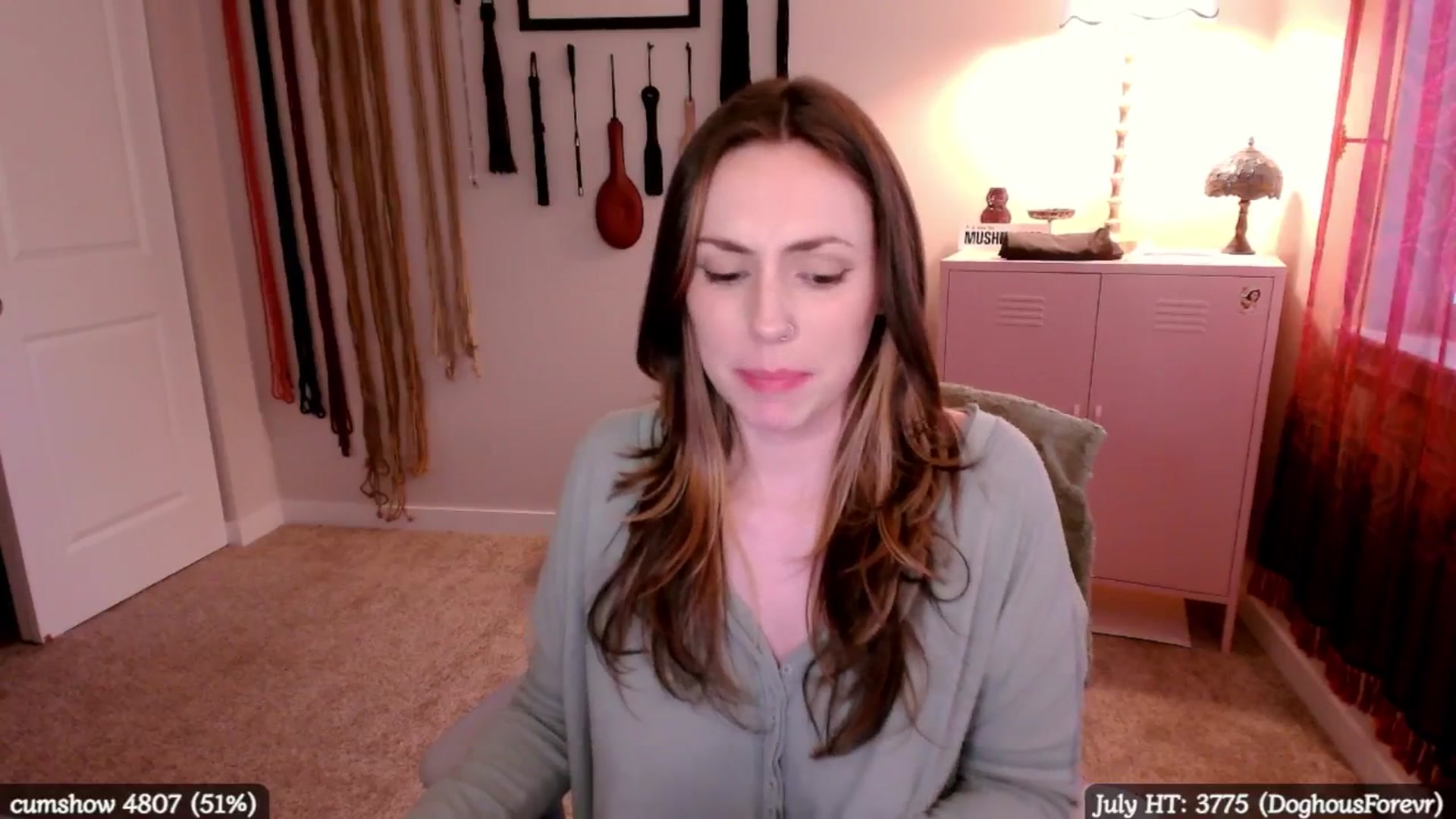Gallery image thumbnail from MollyMaeve's myfreecams stream on, 07/19/2025, 24:52 image 18 of 20