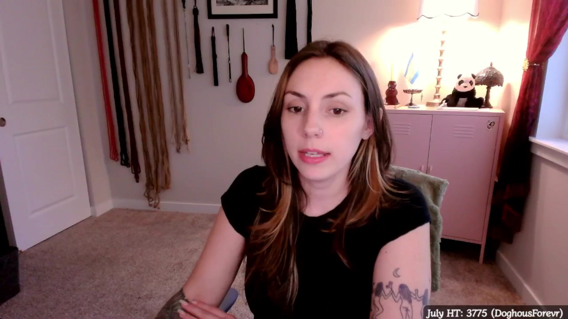 Gallery image thumbnail from MollyMaeve's myfreecams stream on, 07/23/2025, 01:06 image 6 of 20