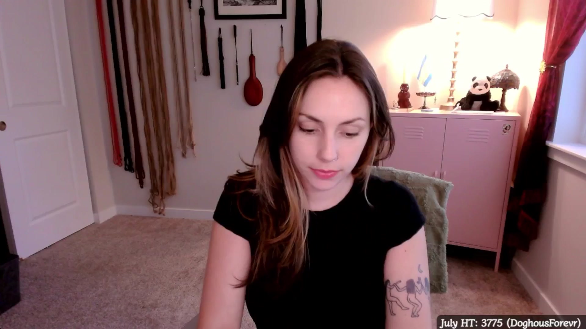 Gallery image thumbnail from MollyMaeve's myfreecams stream on, 07/23/2025, 01:06 image 1 of 20
