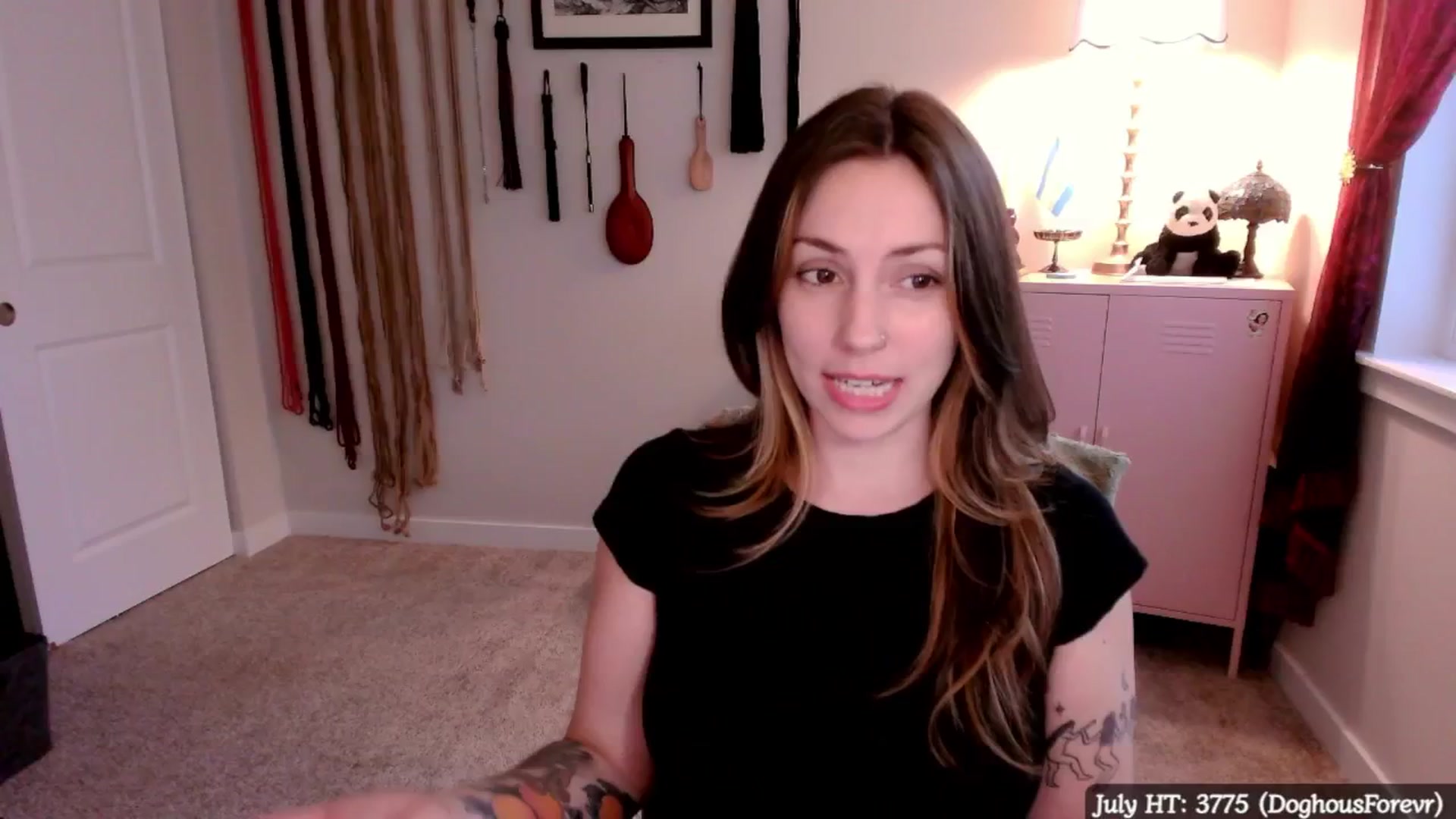 Gallery image thumbnail from MollyMaeve's myfreecams stream on, 07/23/2025, 01:06 image 9 of 20