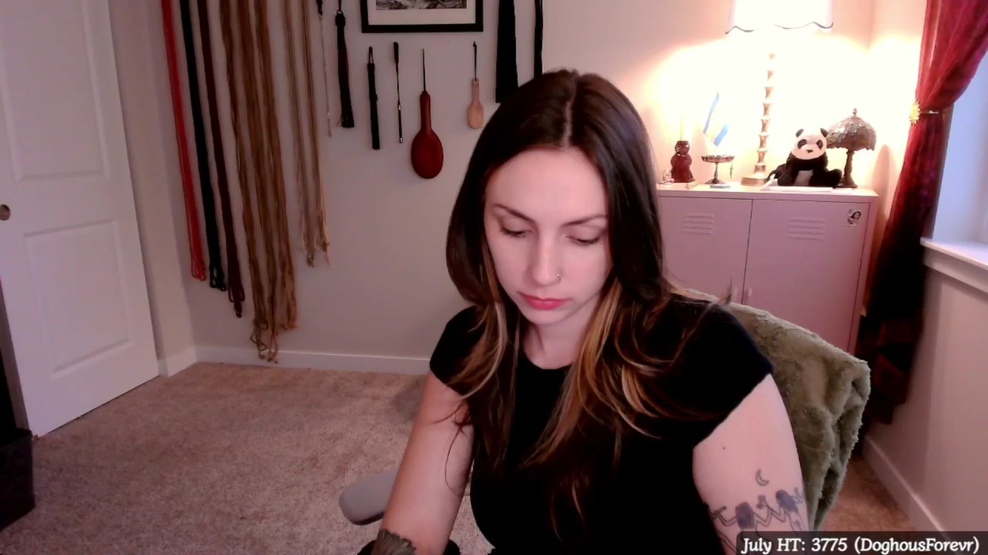 Gallery image thumbnail from MollyMaeve's myfreecams stream on, 07/23/2025, 01:06 image 12 of 20