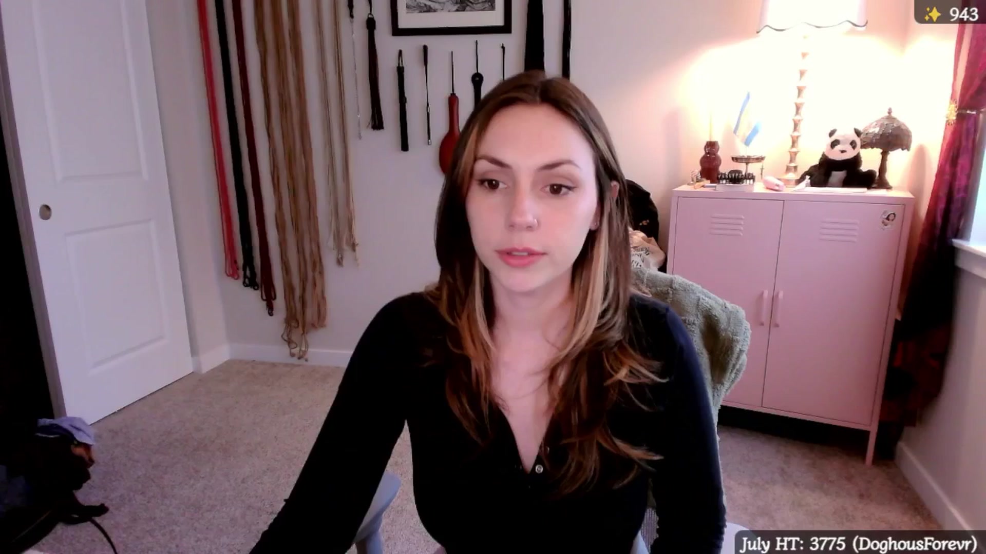 Gallery image thumbnail from MollyMaeve's myfreecams stream on, 07/24/2025, 24:09 image 6 of 20
