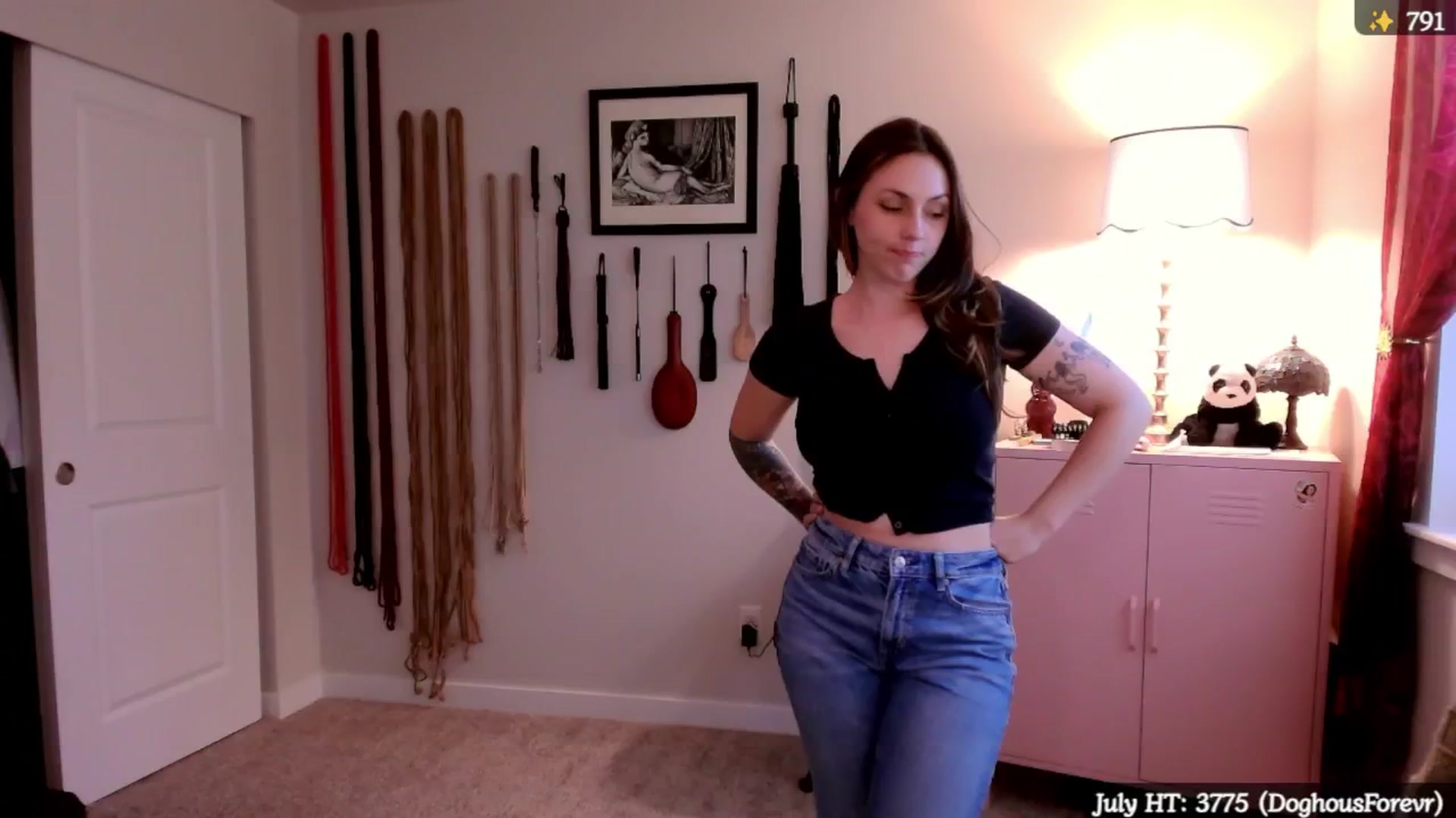 Gallery image thumbnail from MollyMaeve's myfreecams stream on, 07/24/2025, 01:04 image 6 of 20