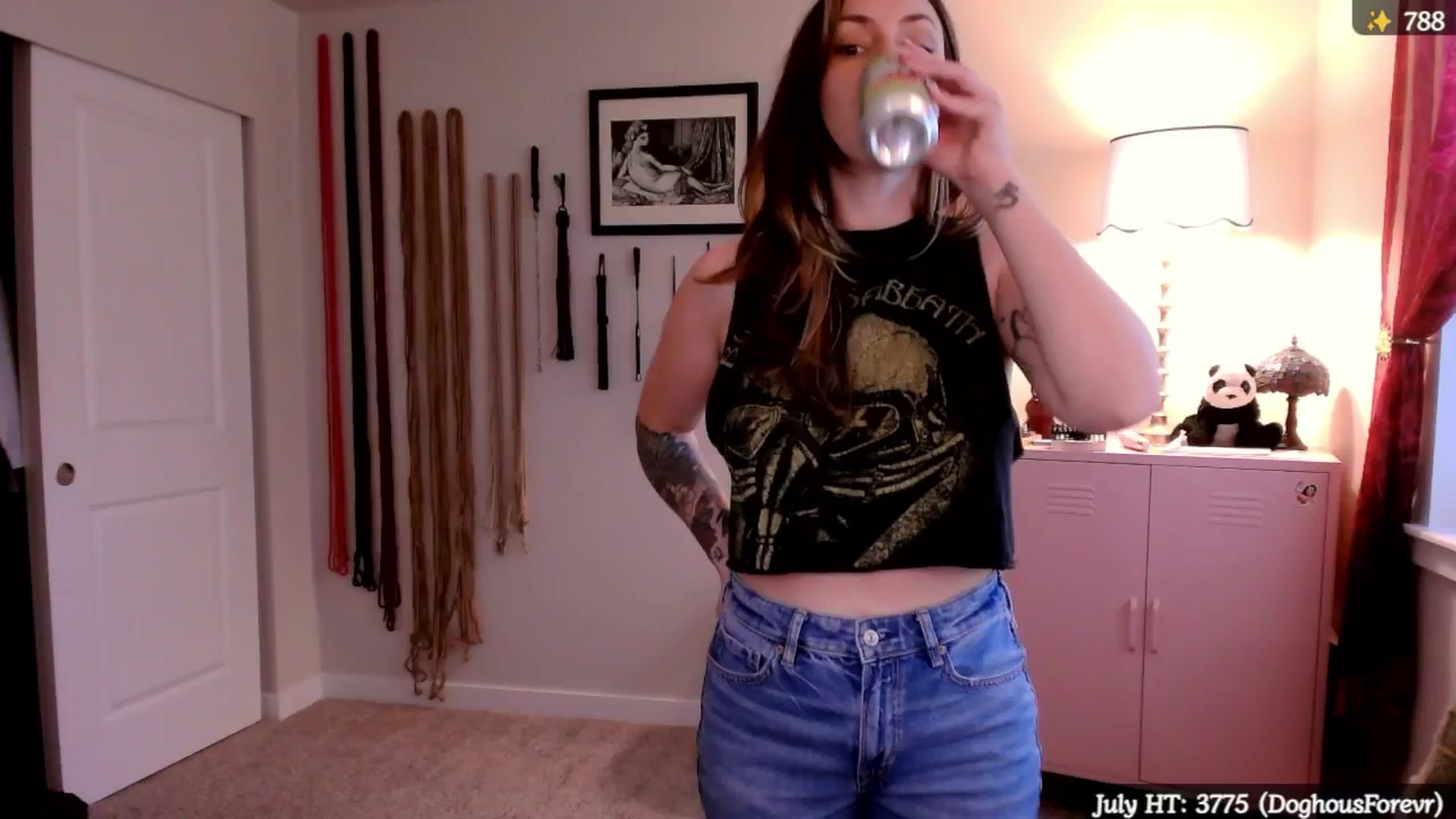 Gallery image thumbnail from MollyMaeve's myfreecams stream on, 07/24/2025, 01:04 image 7 of 20