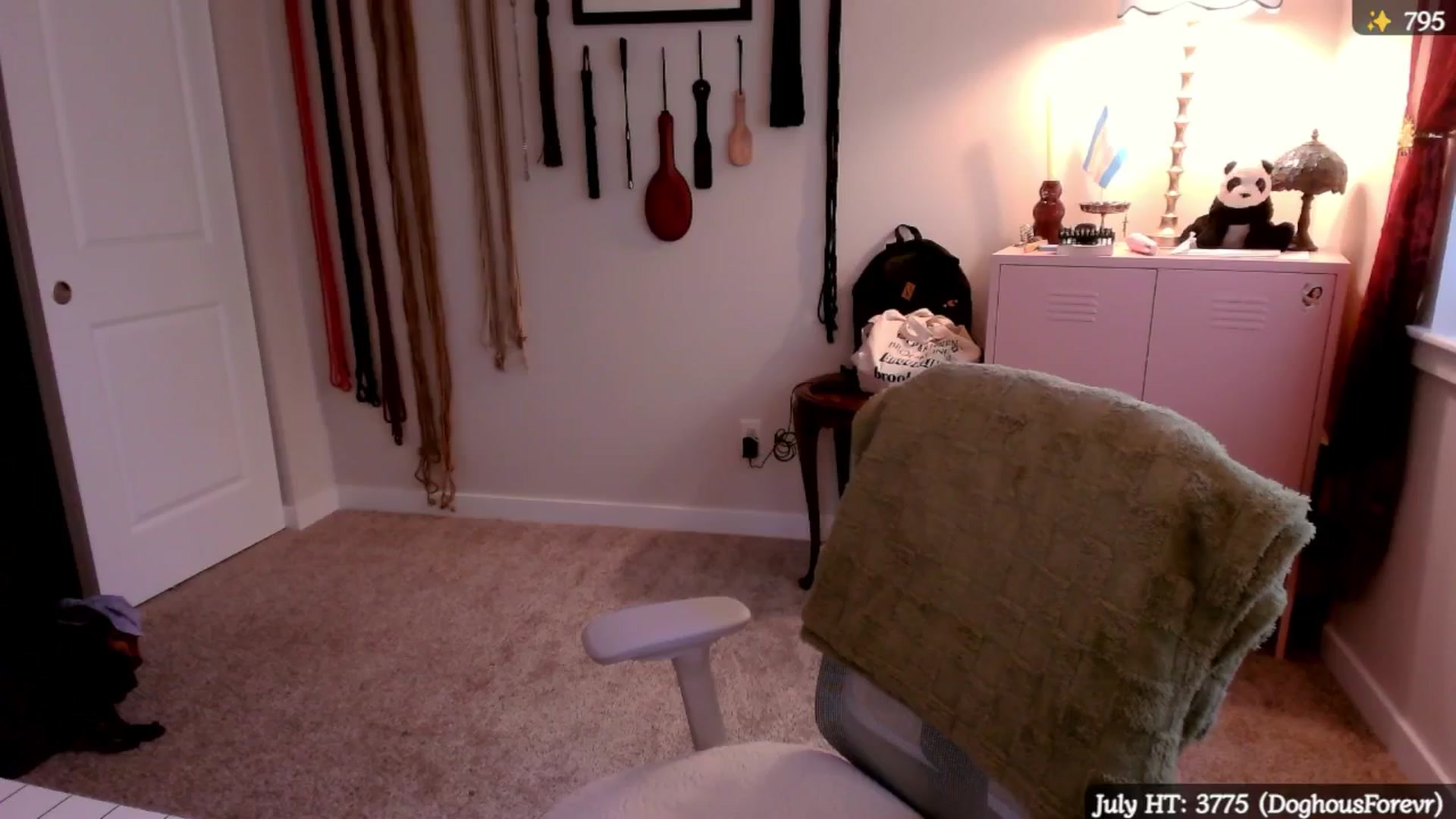 Gallery image thumbnail from MollyMaeve's myfreecams stream on, 07/24/2025, 01:04 image 1 of 20