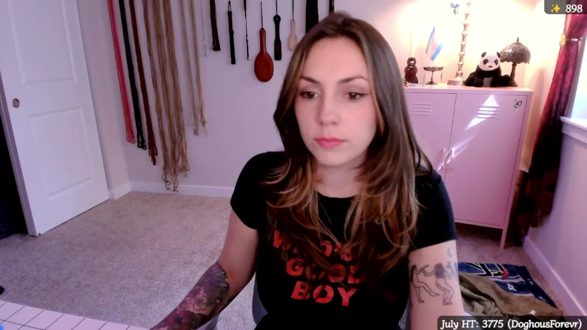 Gallery image thumbnail from MollyMaeve's myfreecams stream on, 07/27/2025, 21:52 image 15 of 20
