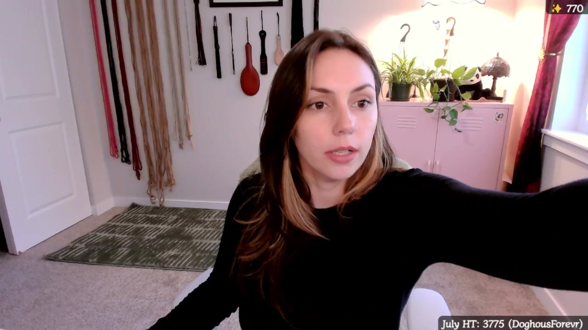 Gallery image thumbnail from MollyMaeve's myfreecams stream on, 07/30/2025, 23:37 image 18 of 20