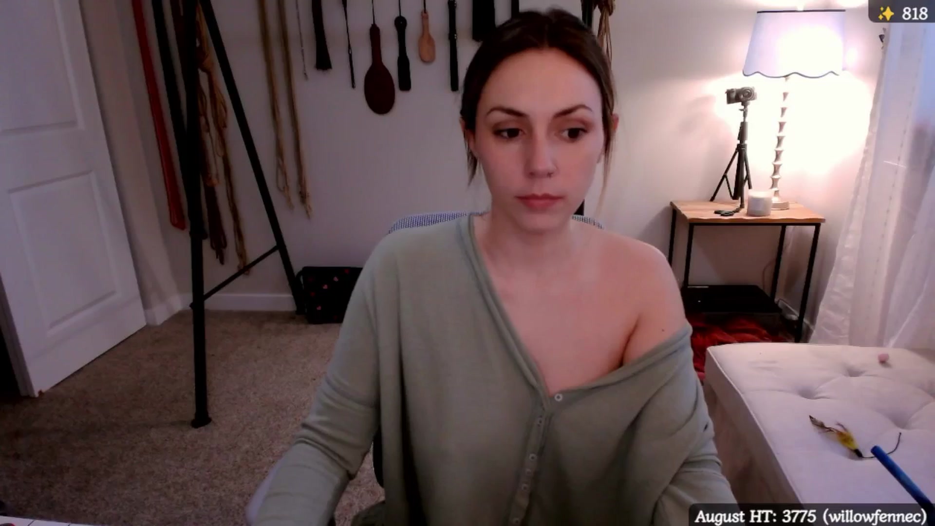 Gallery image thumbnail from MollyMaeve's myfreecams stream on, 08/21/2025, 24:33 image 13 of 20