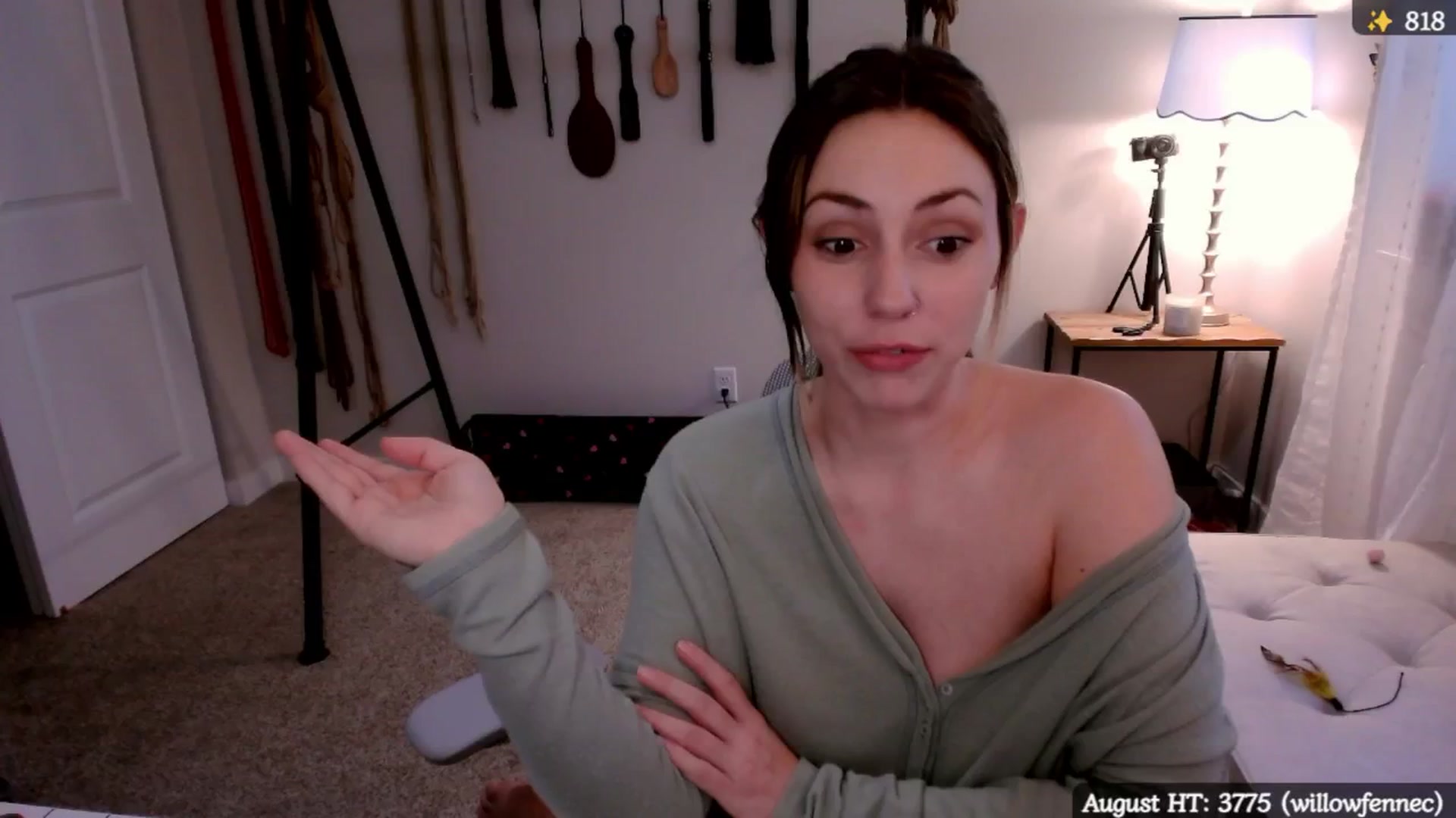 Gallery image thumbnail from MollyMaeve's myfreecams stream on, 08/21/2025, 24:33 image 17 of 20