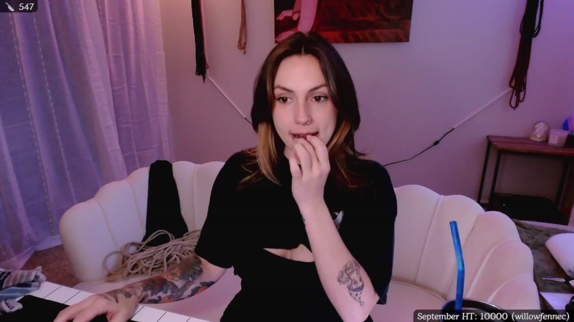 Gallery image thumbnail from MollyMaeve's myfreecams stream on, 09/20/2025, 24:08 image 18 of 20