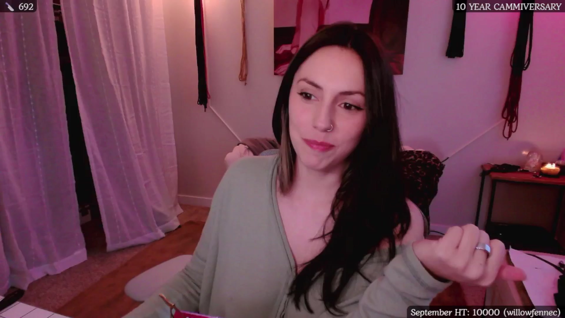Gallery image thumbnail from MollyMaeve's myfreecams stream on, 09/25/2025, 01:11 image 10 of 20