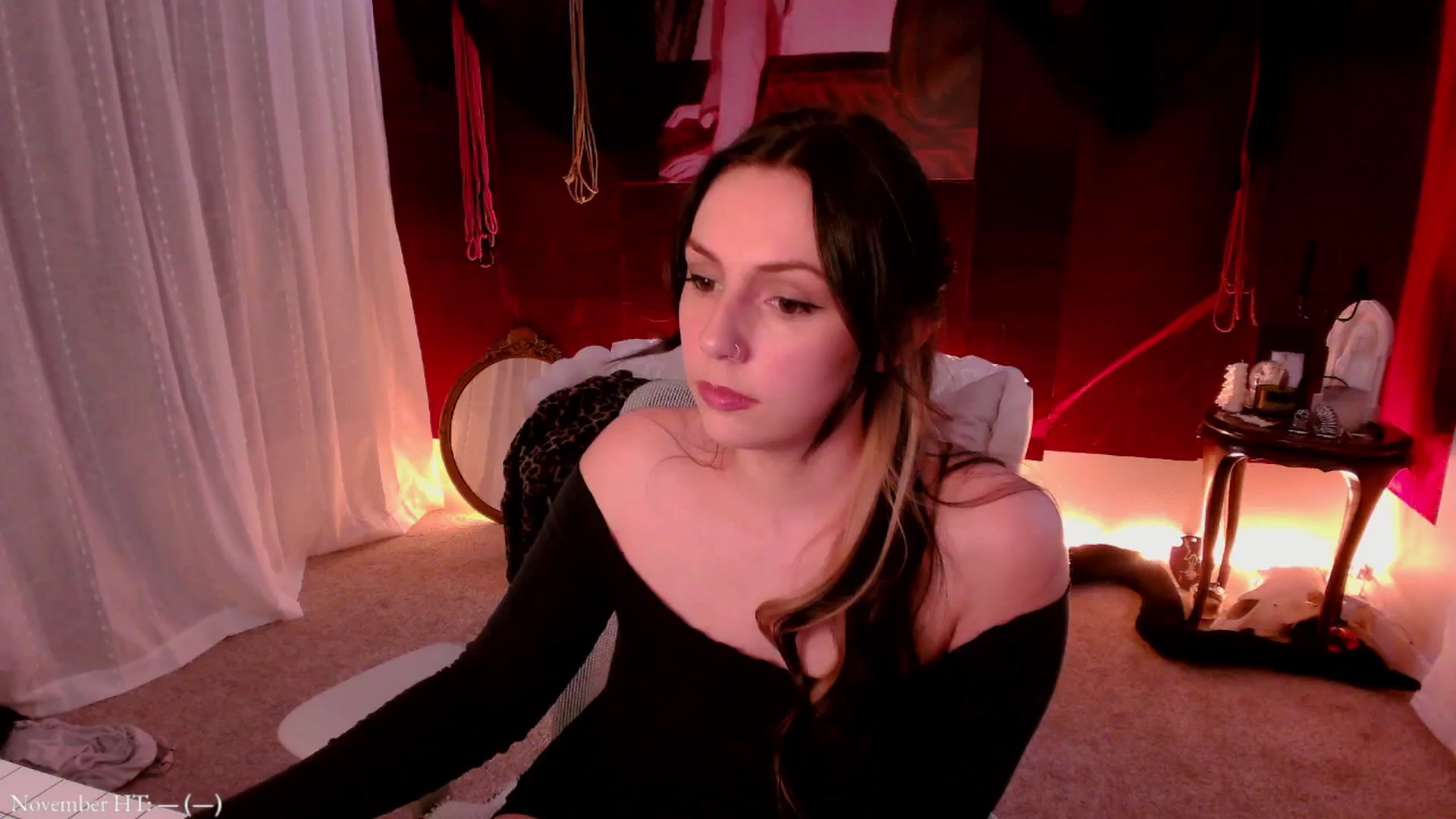 Gallery image thumbnail from MollyMaeve's myfreecams stream on, 11/05/2025, 24:02 image 6 of 20