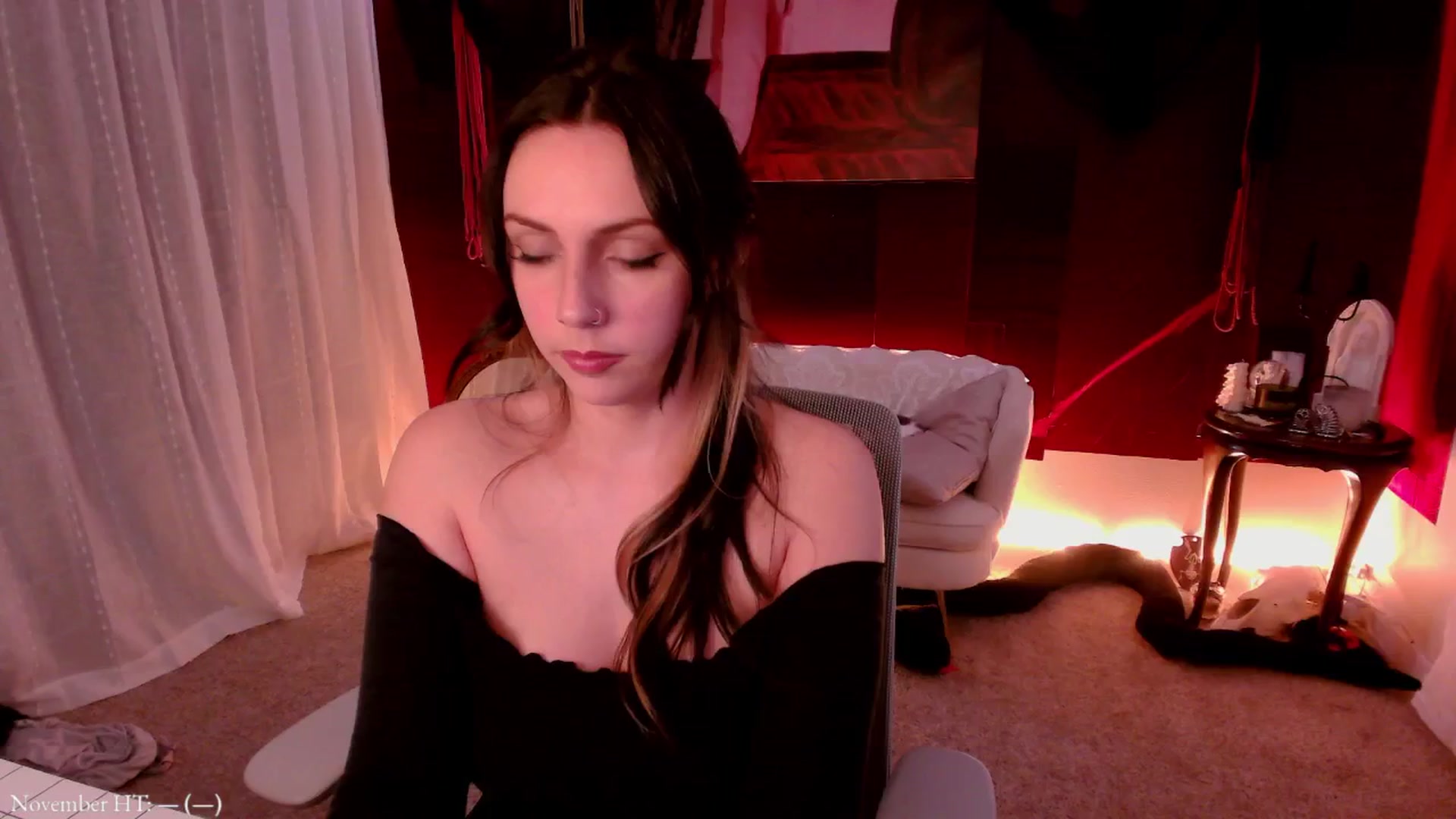 Gallery image thumbnail from MollyMaeve's myfreecams stream on, 11/05/2025, 24:02 image 18 of 20
