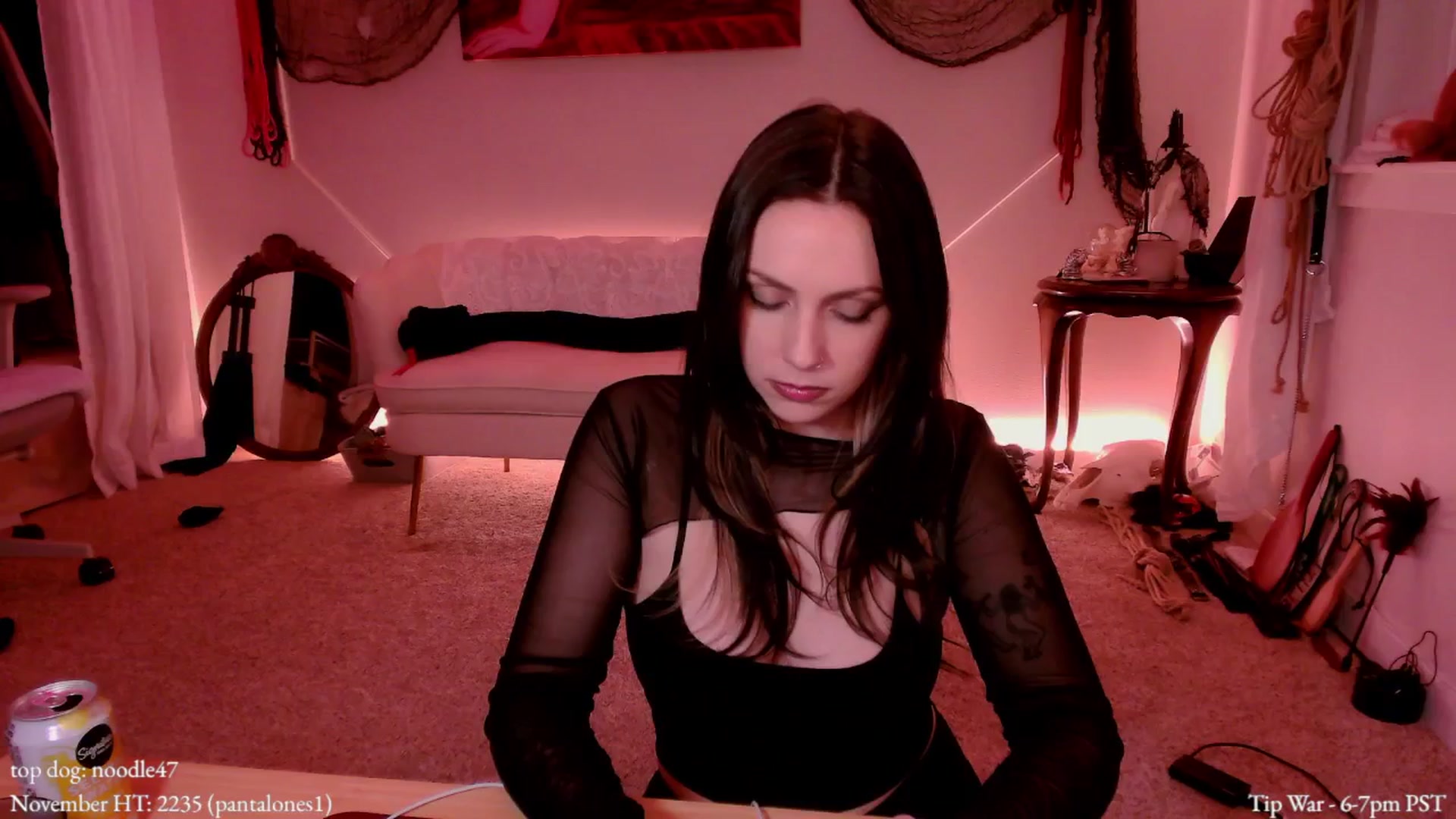Gallery image thumbnail from MollyMaeve's myfreecams stream on, 11/22/2025, 03:38 image 3 of 20
