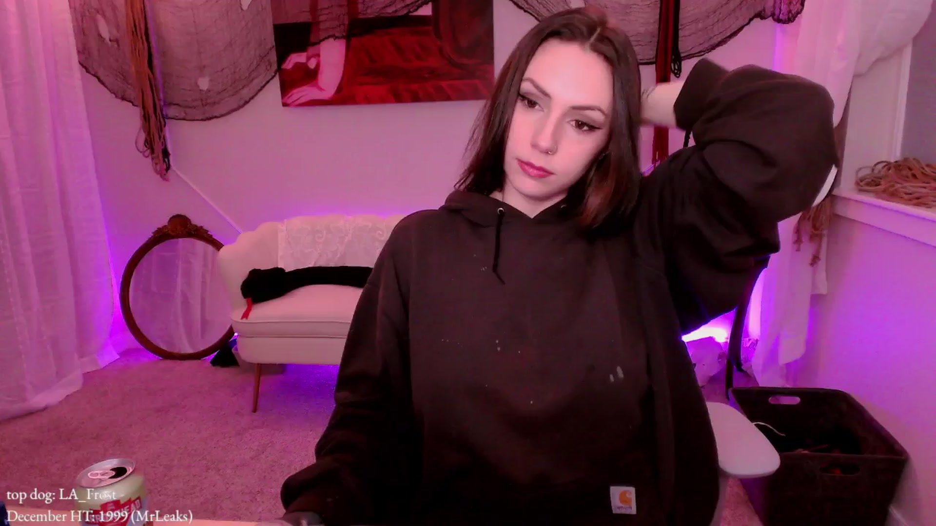 Gallery image thumbnail from MollyMaeve's myfreecams stream on, 12/20/2025, 01:58 image 1 of 20