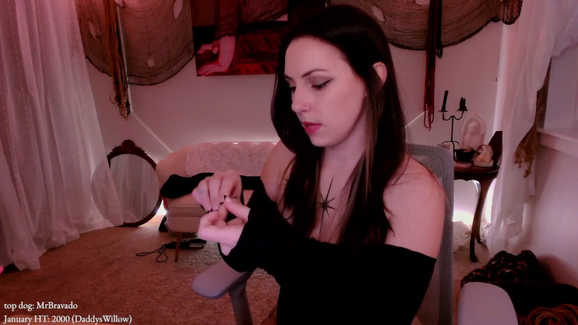 Gallery image thumbnail from MollyMaeve's myfreecams stream on, 01/15/2026, 02:02 image 10 of 20