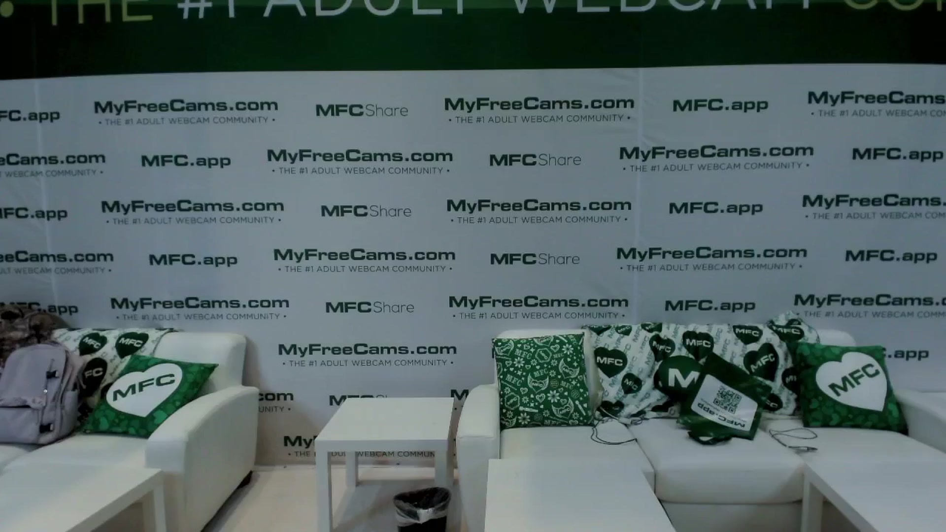 Gallery image thumbnail from MollyMaeve's myfreecams stream on, 01/22/2026, 02:40 image 8 of 20