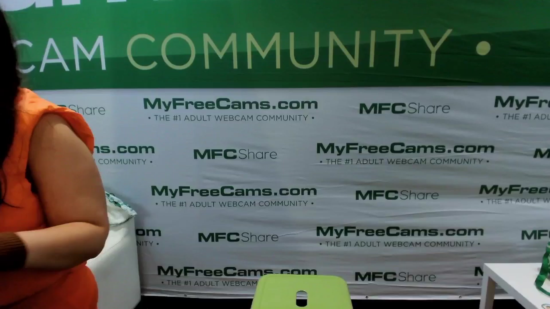 Gallery image thumbnail from MollyMaeve's myfreecams stream on, 01/23/2026, 24:05 image 14 of 20