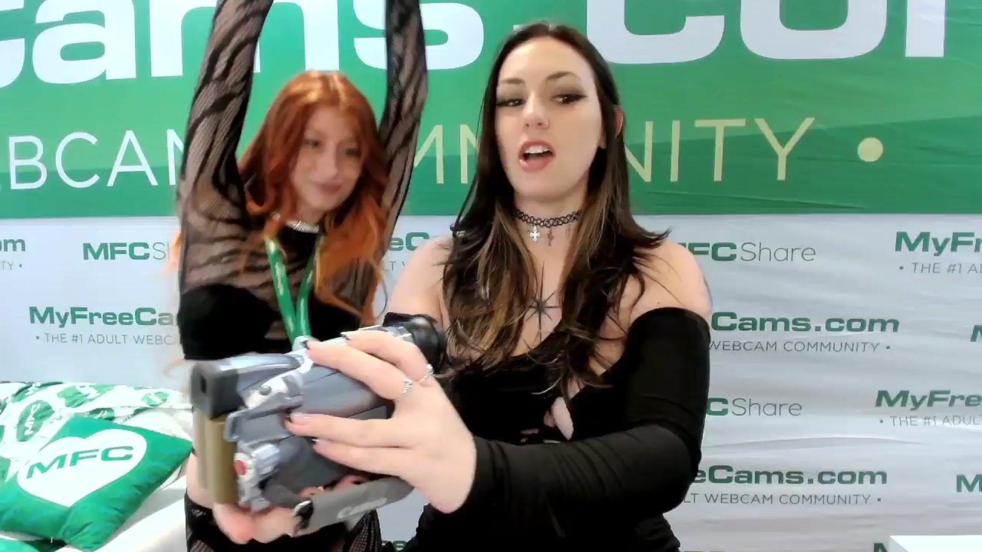 Gallery image thumbnail from MollyMaeve's myfreecams stream on, 01/23/2026, 24:05 image 1 of 20