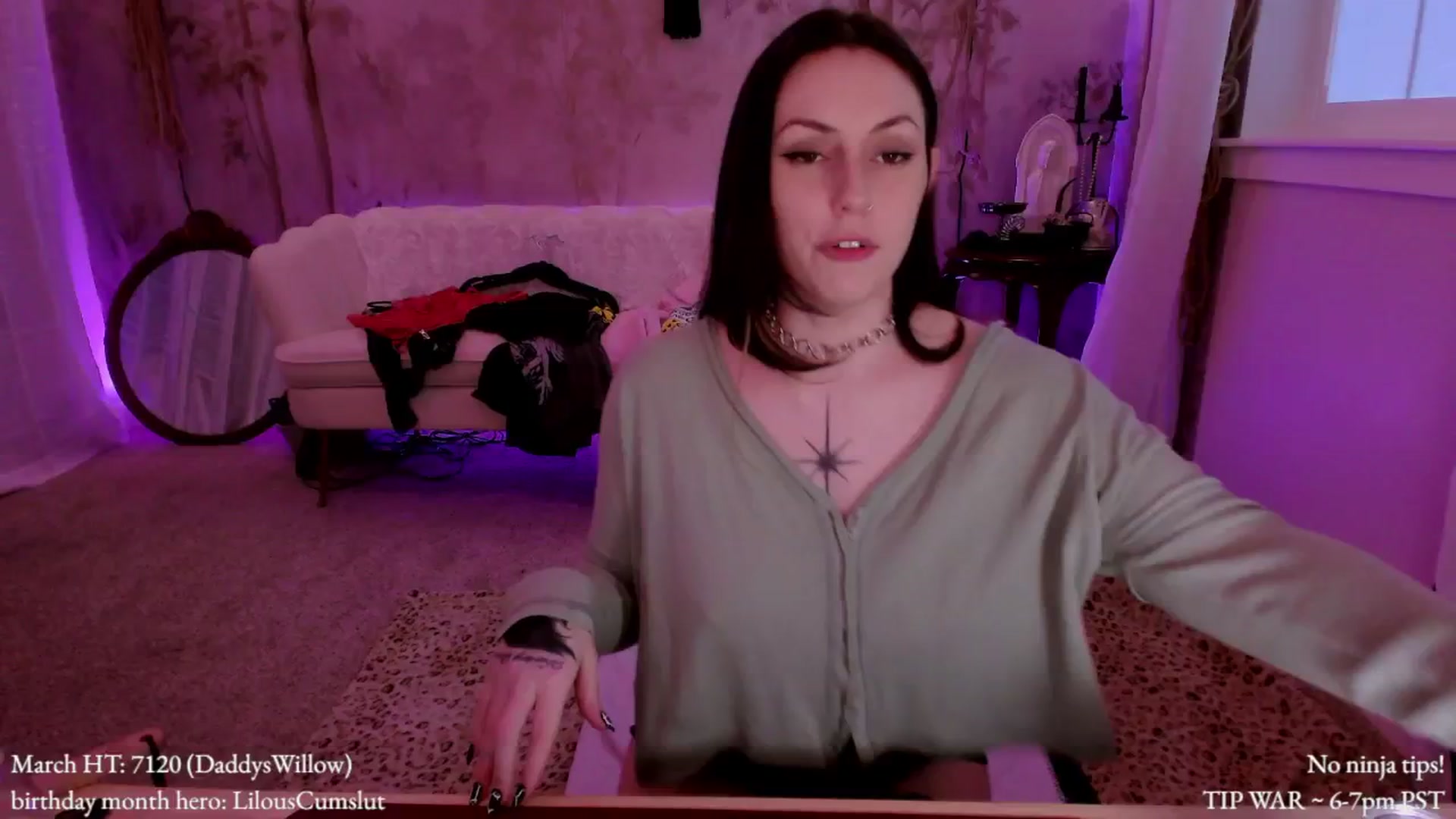 Gallery image thumbnail from MollyMaeve's myfreecams stream on, 03/18/2026, 24:48 image 4 of 20