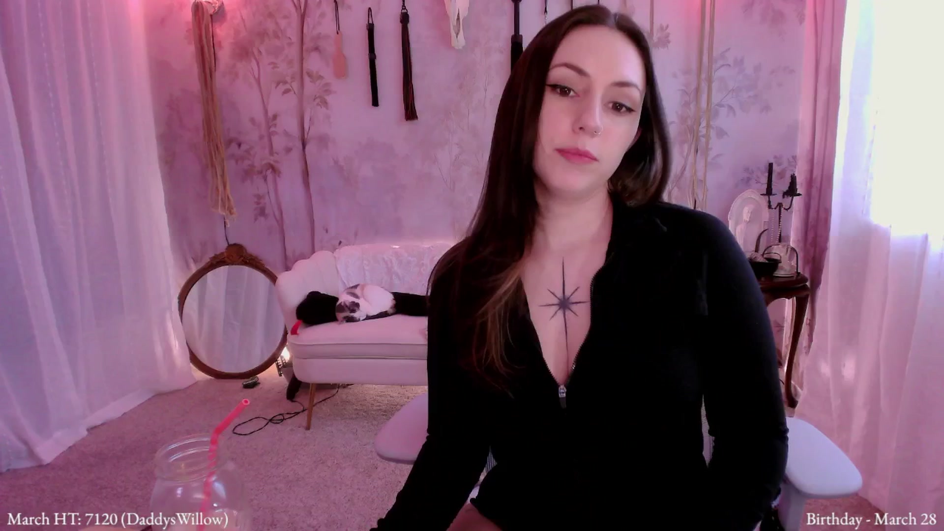Gallery image thumbnail from MollyMaeve's myfreecams stream on, 03/25/2026, 01:21 image 8 of 20