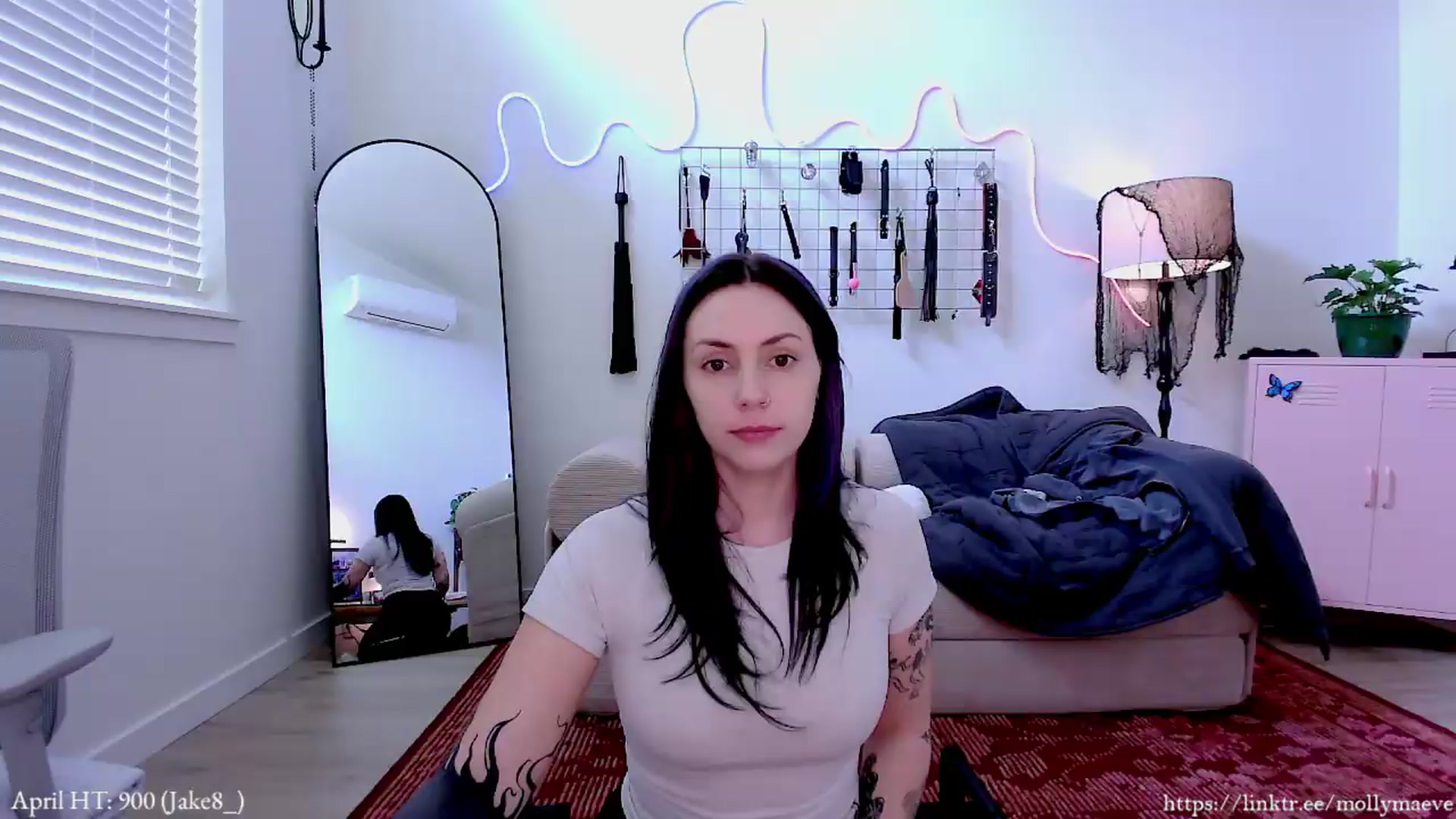 Gallery image thumbnail from MollyMaeve's myfreecams stream on, 05/26/2026, 22:54 image 12 of 20