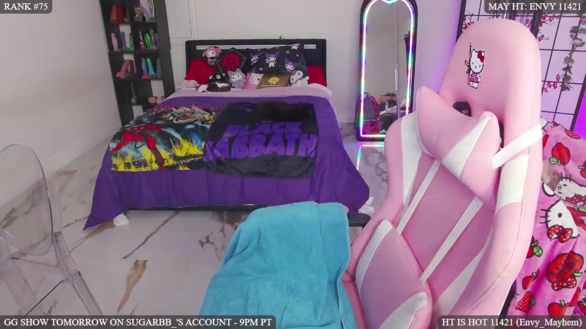 Gallery image thumbnail from MollyMayhem's myfreecams stream on, 05/29/2026, 07:21 image 17 of 20