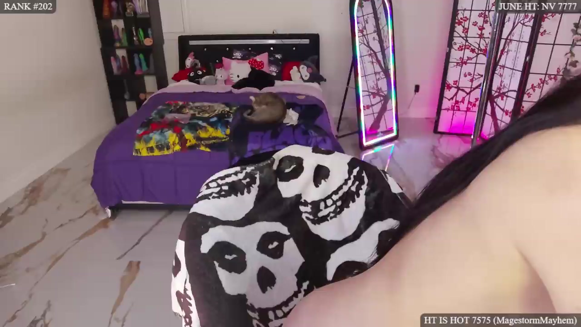 Gallery image thumbnail from MollyMayhem's myfreecams stream on, 06/22/2026, 10:29 image 10 of 20