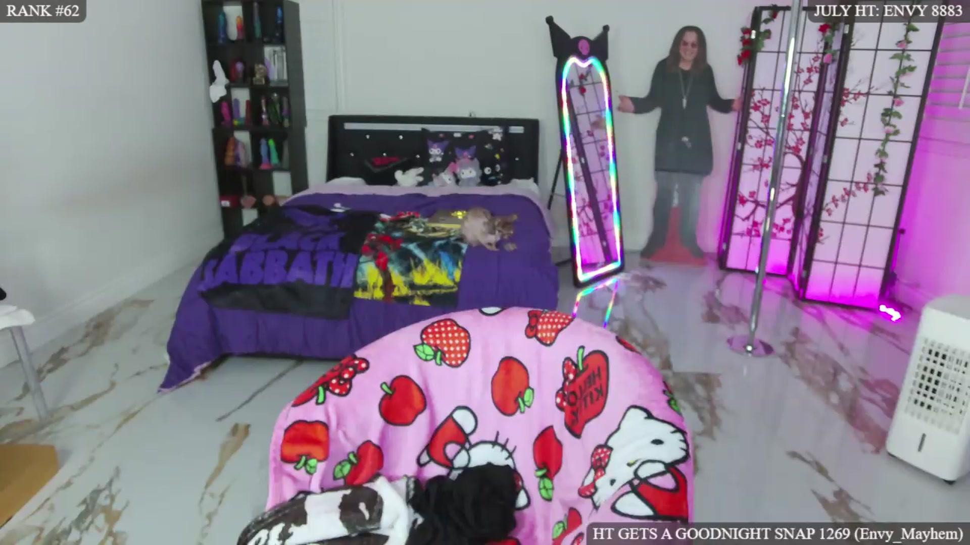 Gallery image thumbnail from MollyMayhem's myfreecams stream on, 07/28/2026, 07:48 image 17 of 20