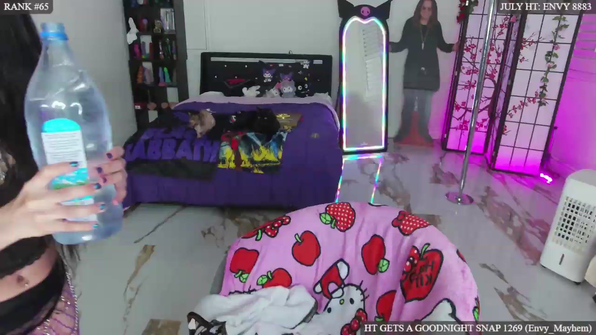 Gallery image thumbnail from MollyMayhem's myfreecams stream on, 07/28/2026, 07:48 image 8 of 20