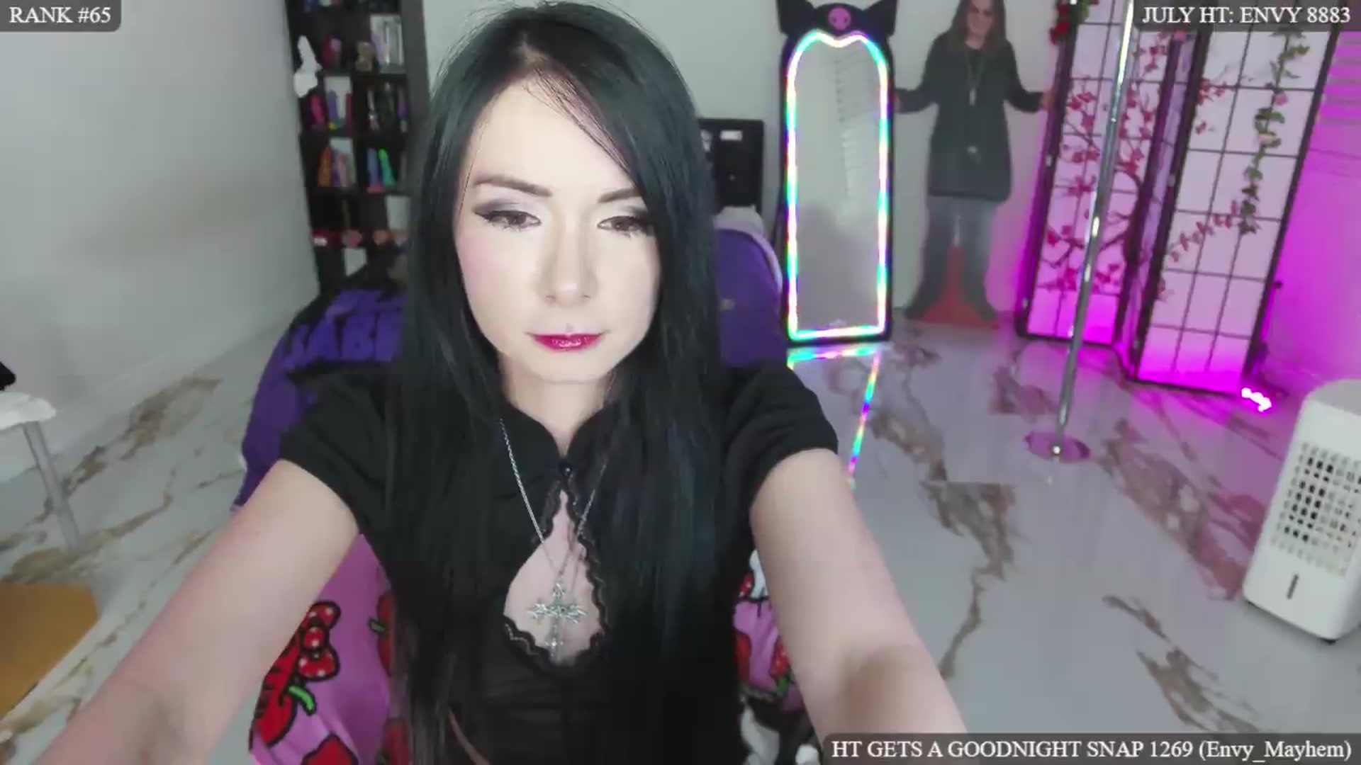 Gallery image thumbnail from MollyMayhem's myfreecams stream on, 07/28/2026, 07:48 image 10 of 20