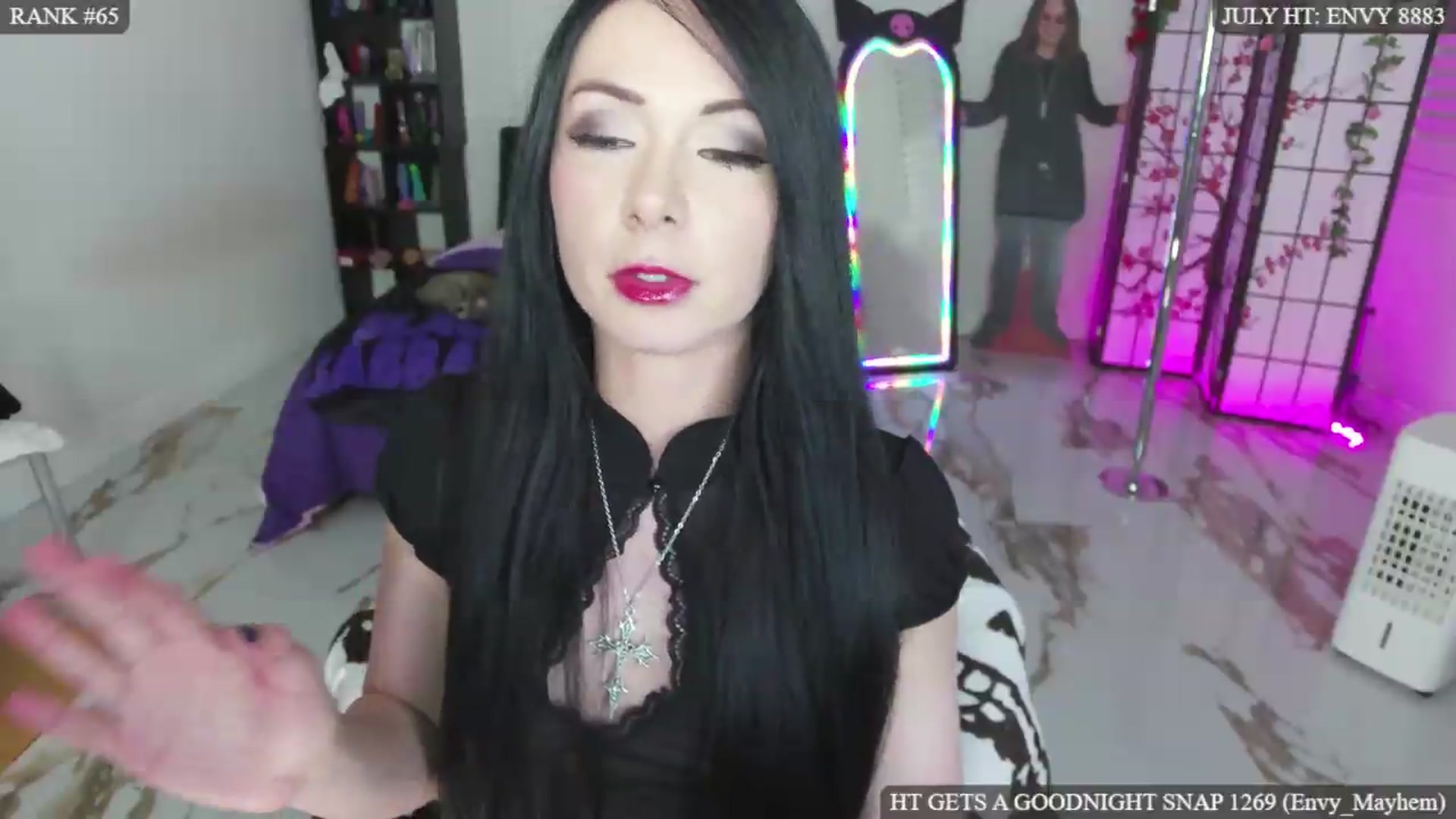 Gallery image thumbnail from MollyMayhem's myfreecams stream on, 07/28/2026, 07:48 image 11 of 20