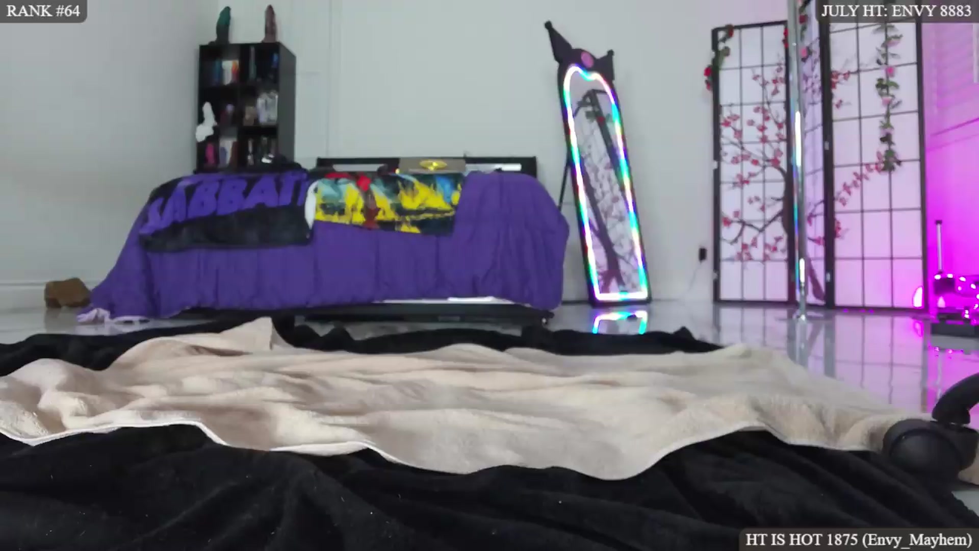 Gallery image thumbnail from MollyMayhem's myfreecams stream on, 08/01/2026, 06:10 image 16 of 20