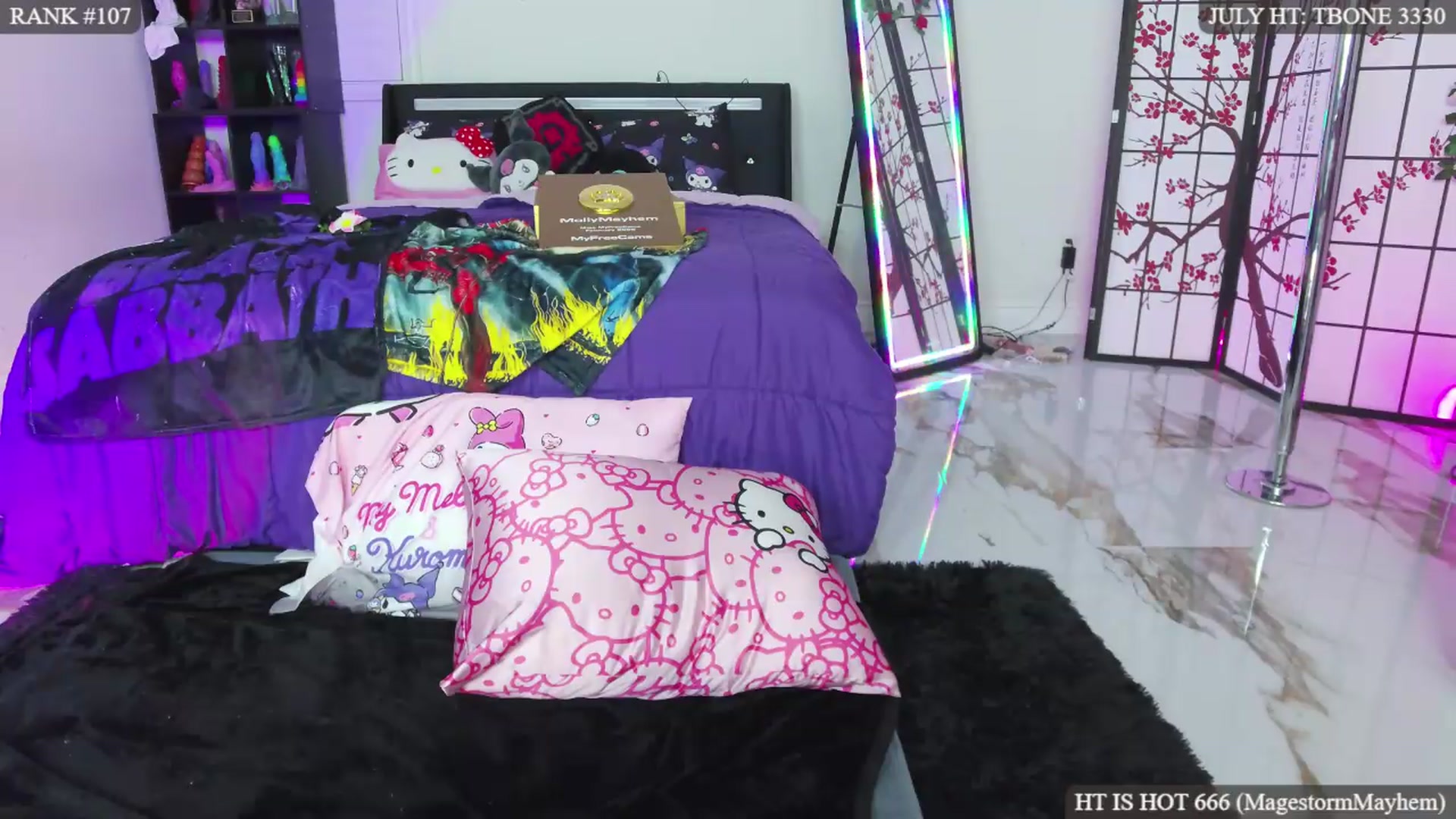 Gallery image thumbnail from MollyMayhem's myfreecams stream on, 08/03/2026, 08:38 image 3 of 20