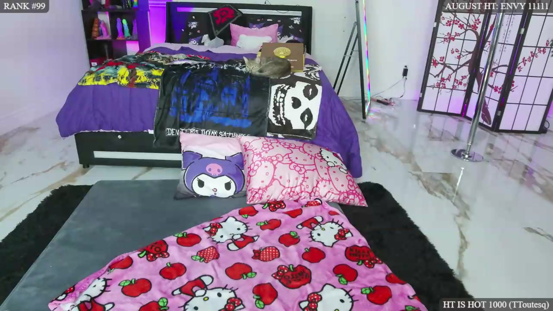 Gallery image thumbnail from MollyMayhem's myfreecams stream on, 08/17/2026, 08:15 image 17 of 20