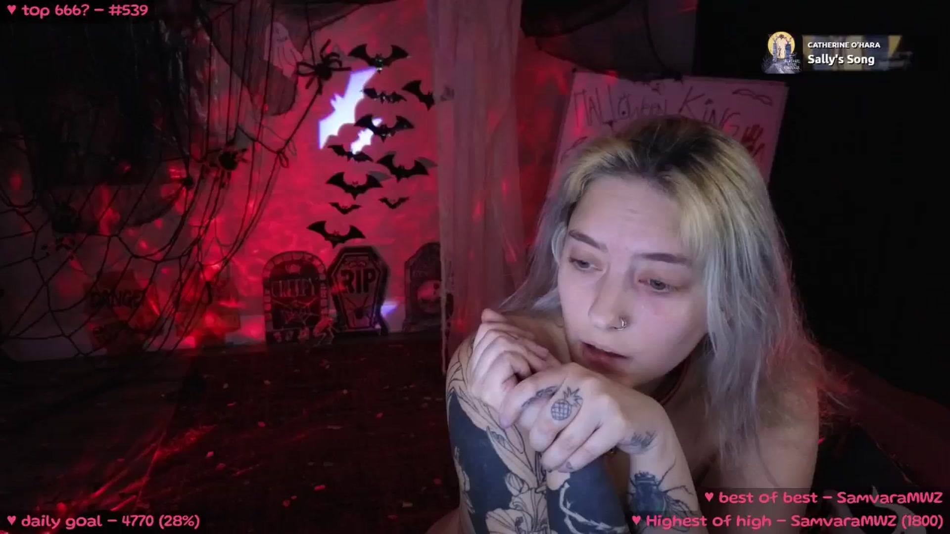 Gallery image thumbnail from MollyMeowz's myfreecams stream on, 10/27/2024, 24:44 image 6 of 20