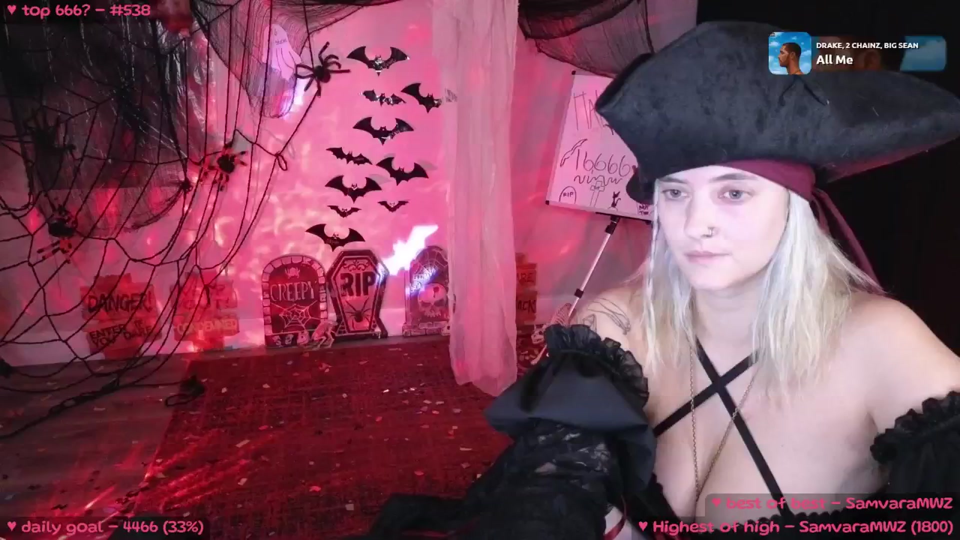 Gallery image thumbnail from MollyMeowz's myfreecams stream on, 10/27/2024, 02:06 image 18 of 20