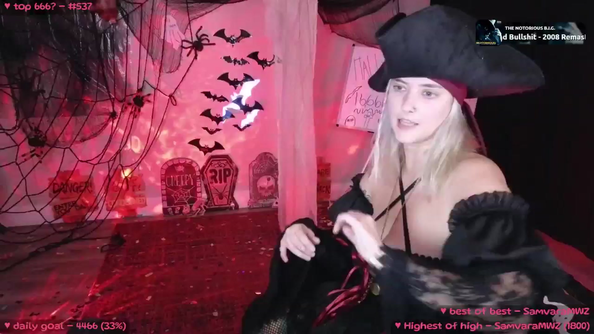Gallery image thumbnail from MollyMeowz's myfreecams stream on, 10/27/2024, 02:06 image 16 of 20