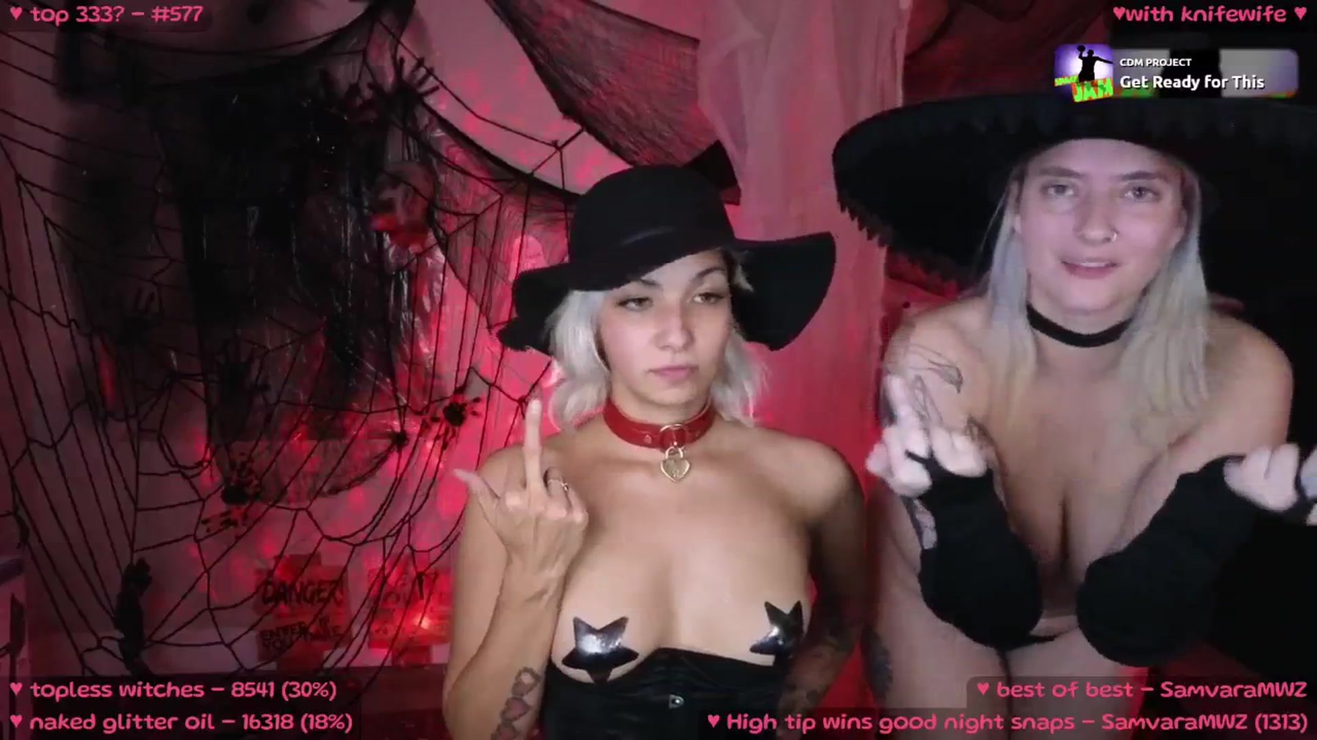 Gallery image thumbnail from MollyMeowz's myfreecams stream on, 10/31/2024, 03:53 image 4 of 20