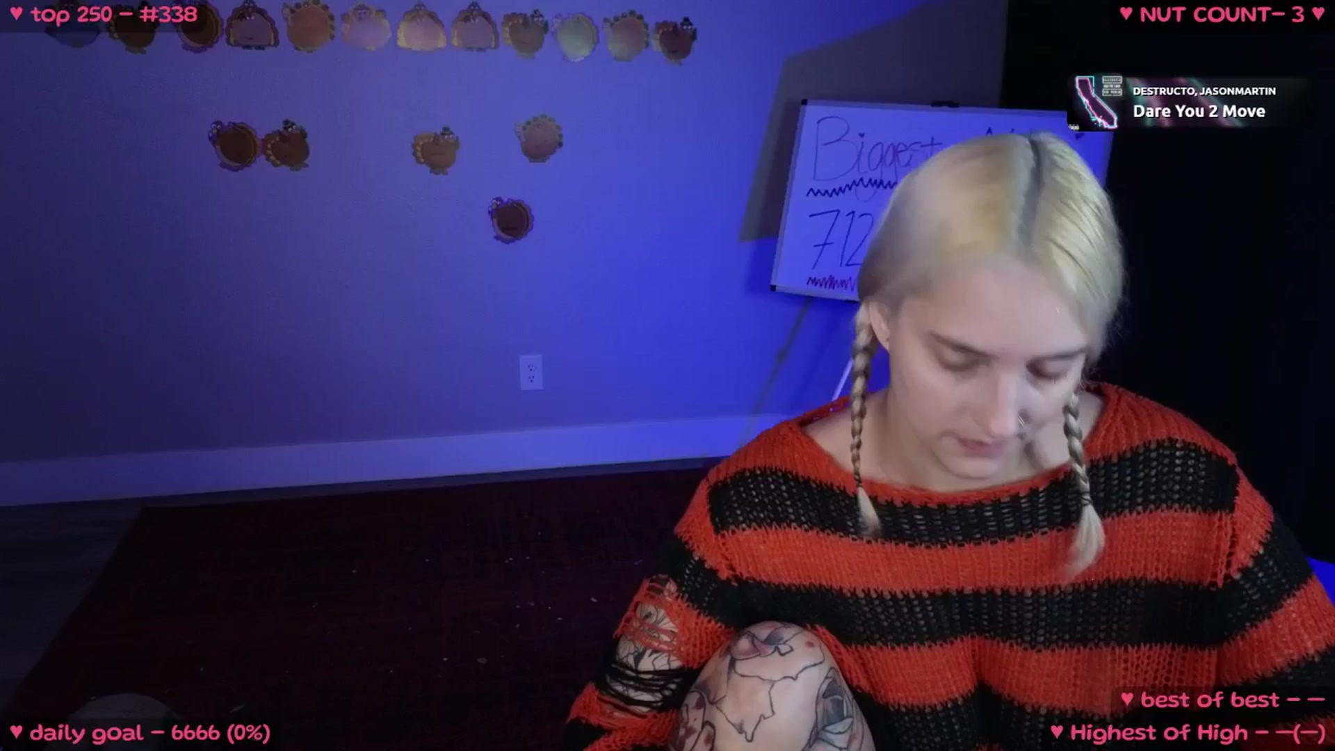 Gallery image thumbnail from MollyMeowz's myfreecams stream on, 11/14/2024, 01:32 image 1 of 20